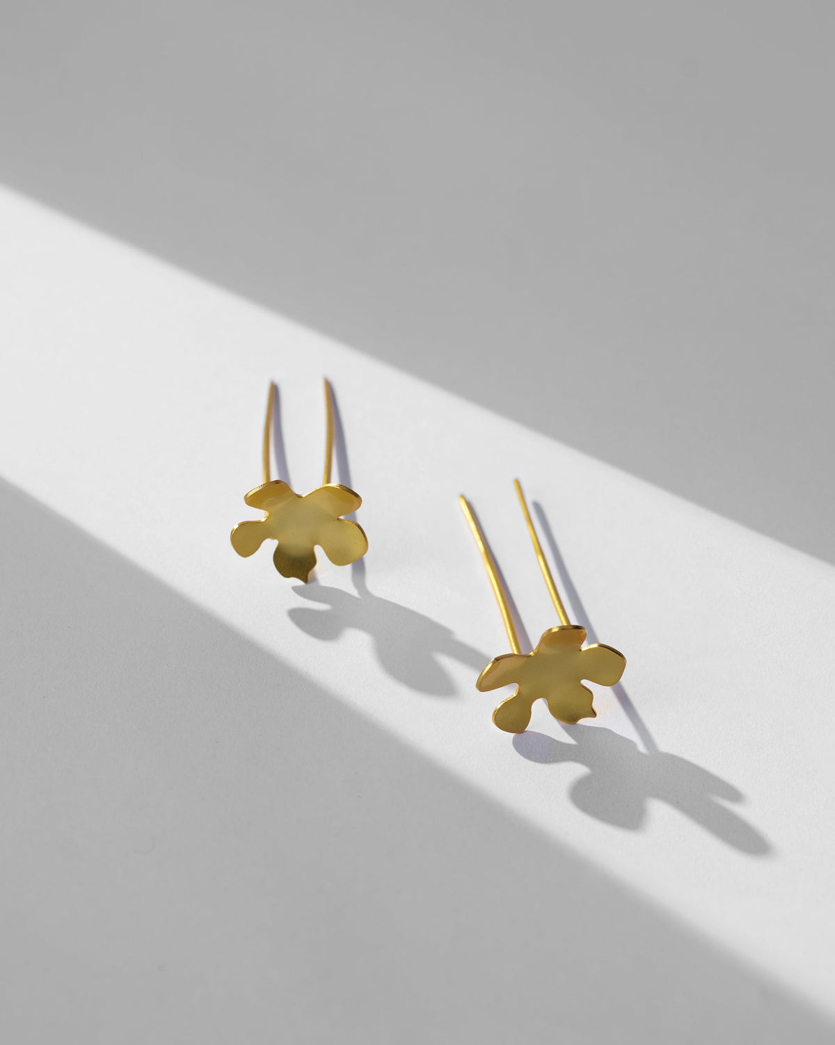 Small Poppy Hairpins - Gold