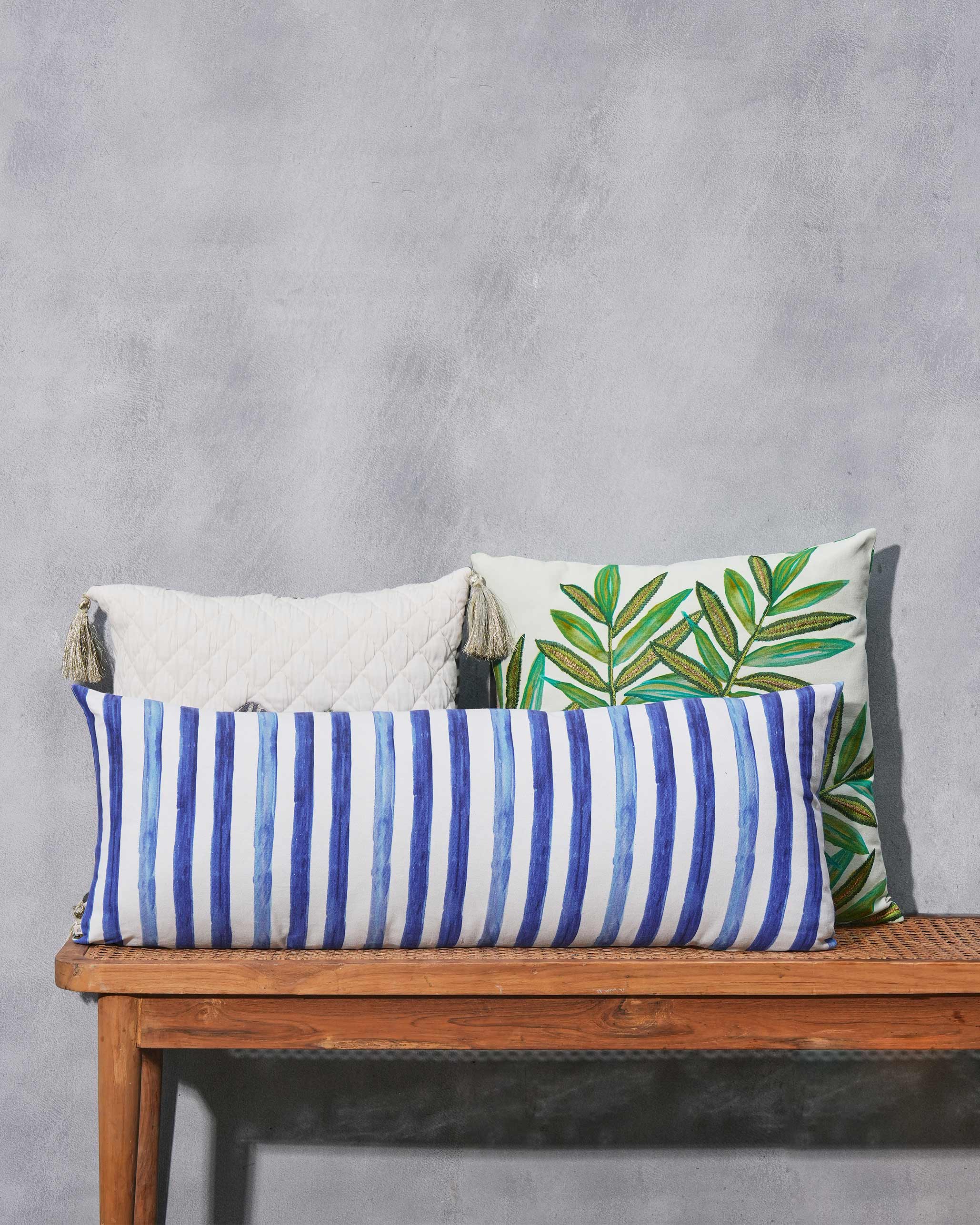 Palm Shimmer Lumbar Cushion Cover