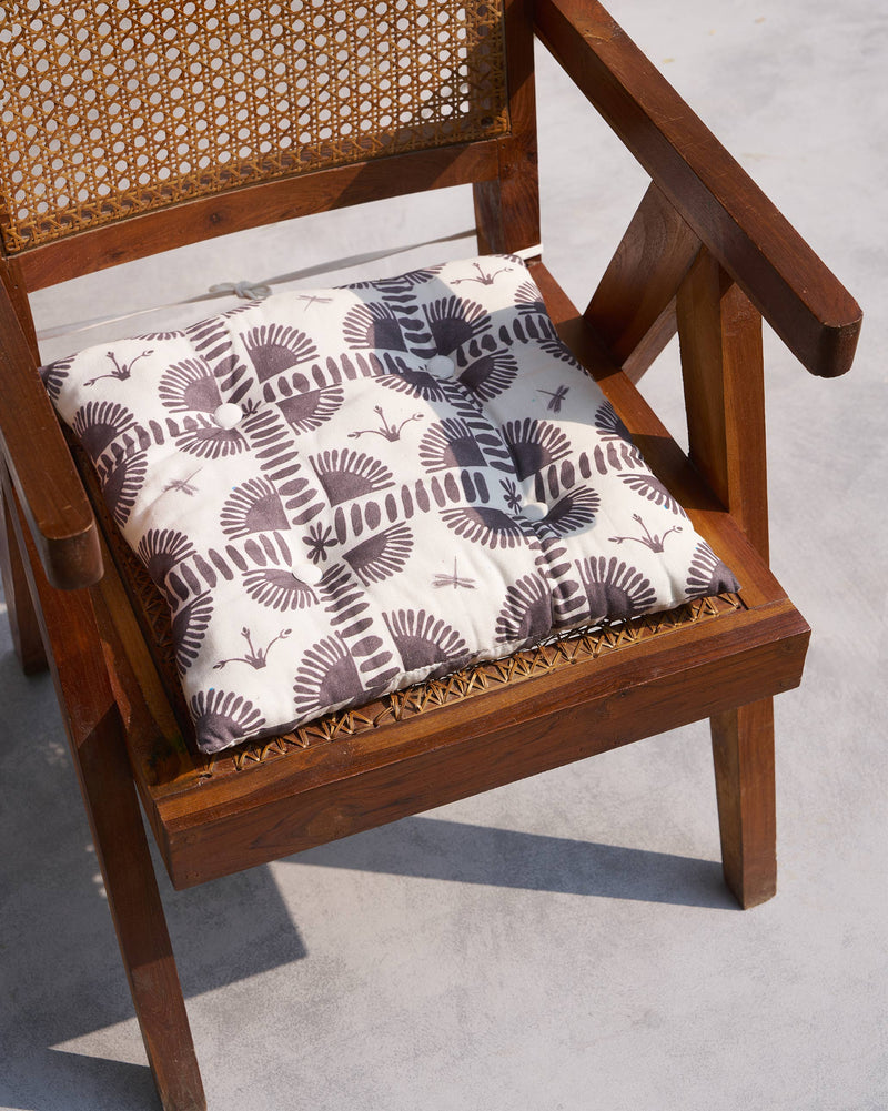 Striped Morocco chair cushion (Charcoal)