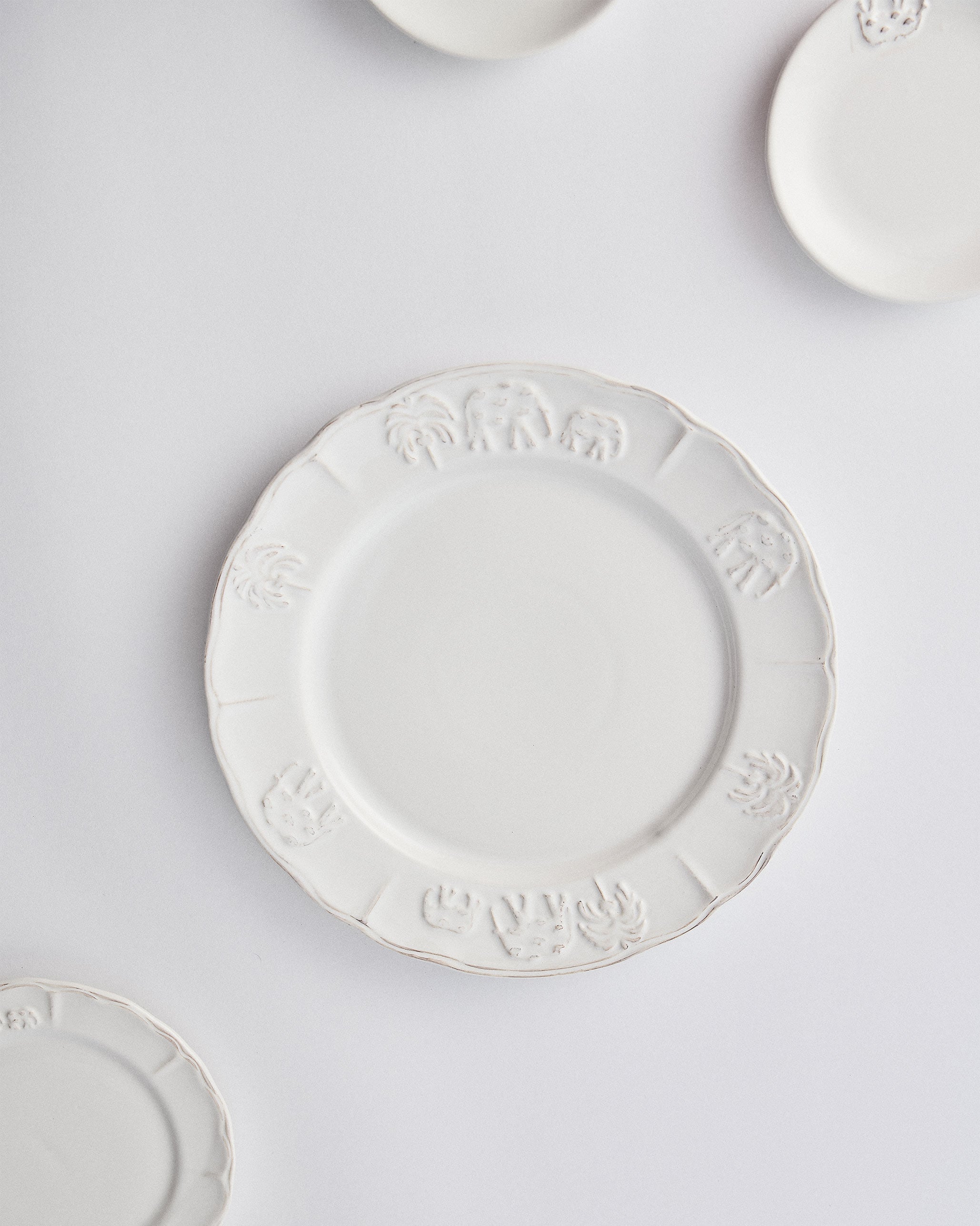 Ele Palm Dinner Plate