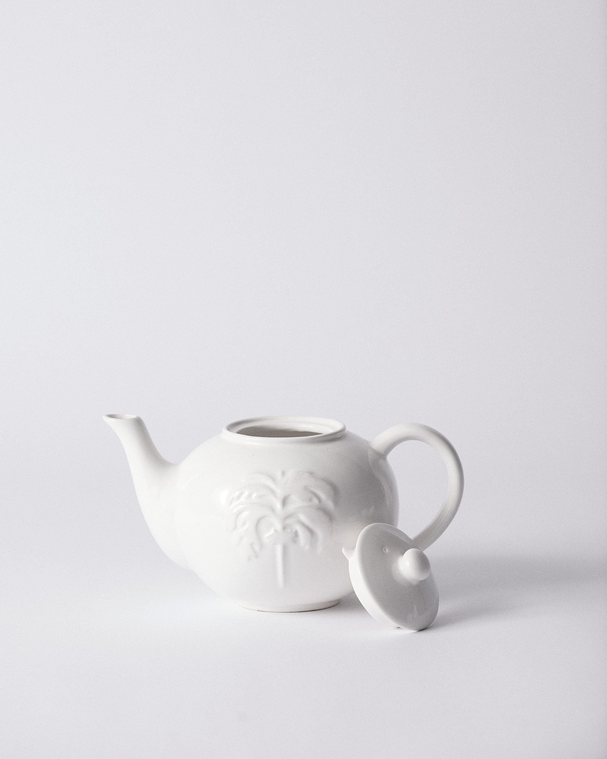 Ele Palm Teapot