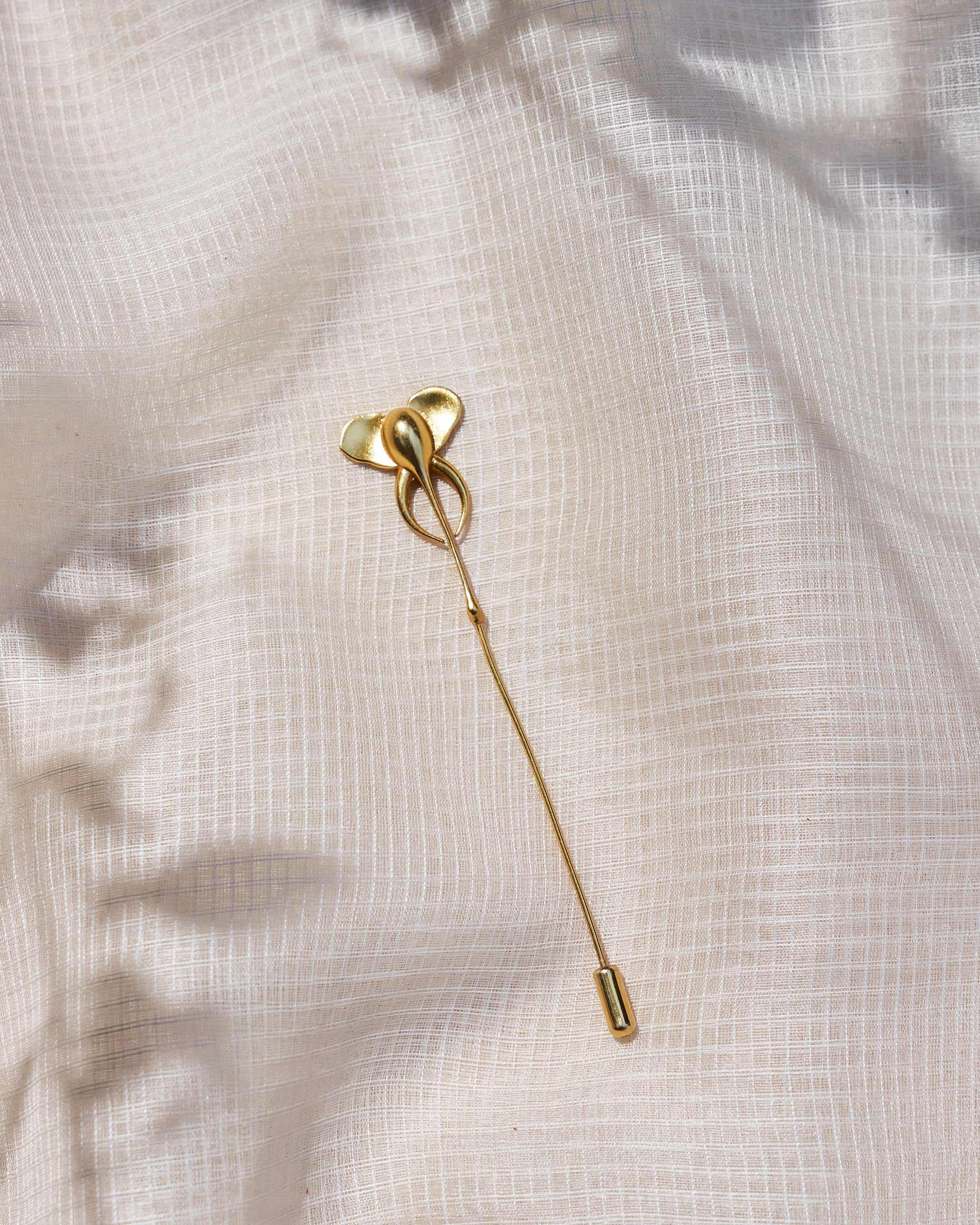 Elephant Lapel Pin - Gold