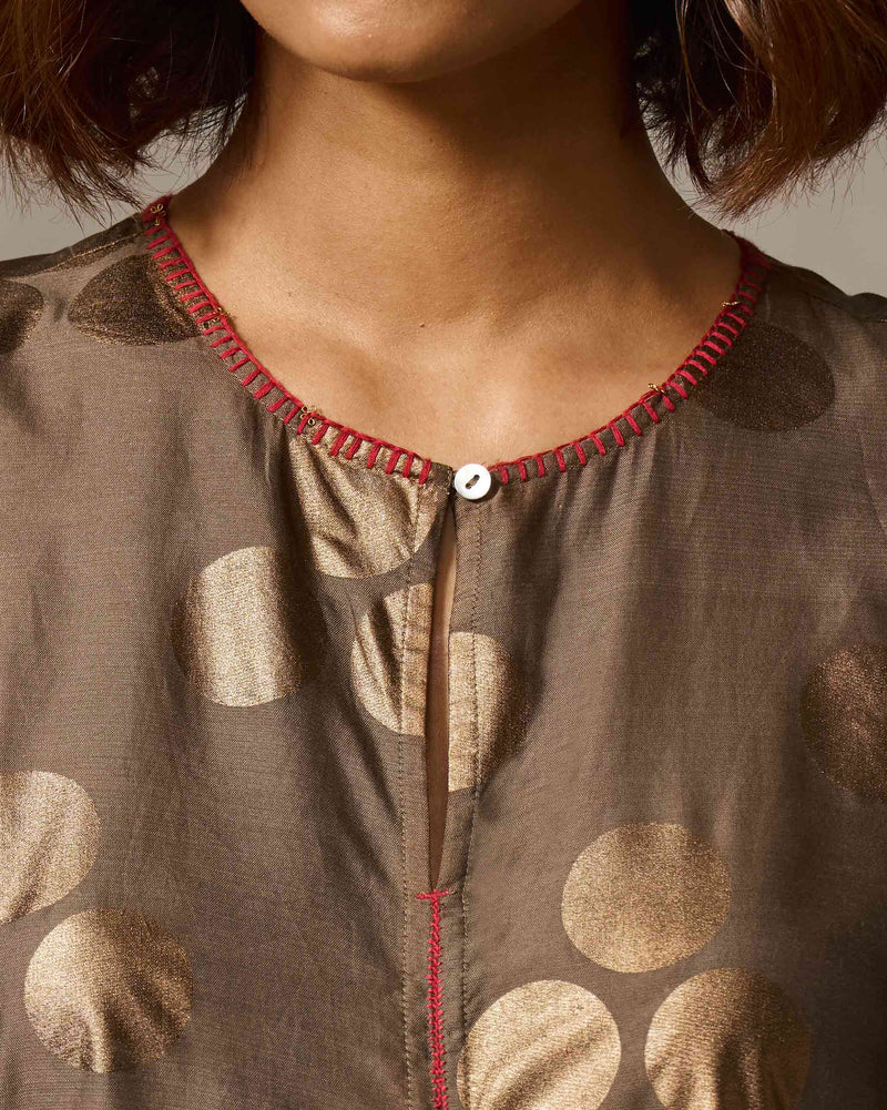 Sara Kurta - Oak Brown Foil Print