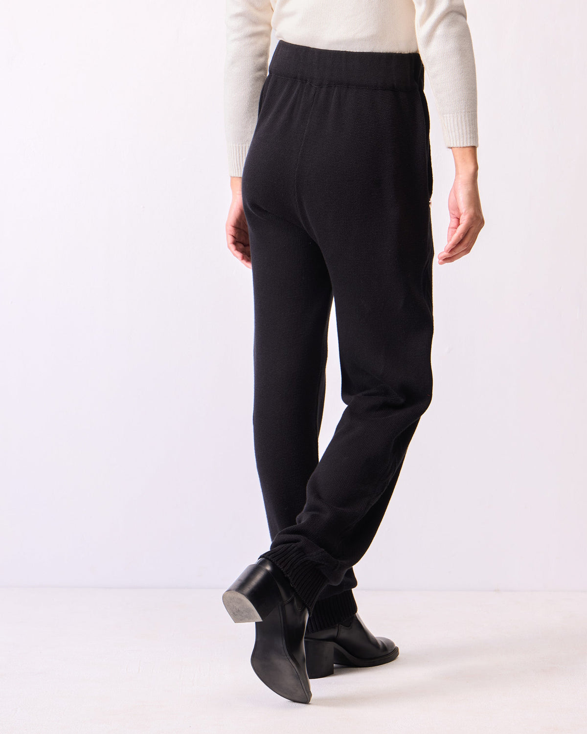 Pull-on Pants - Black