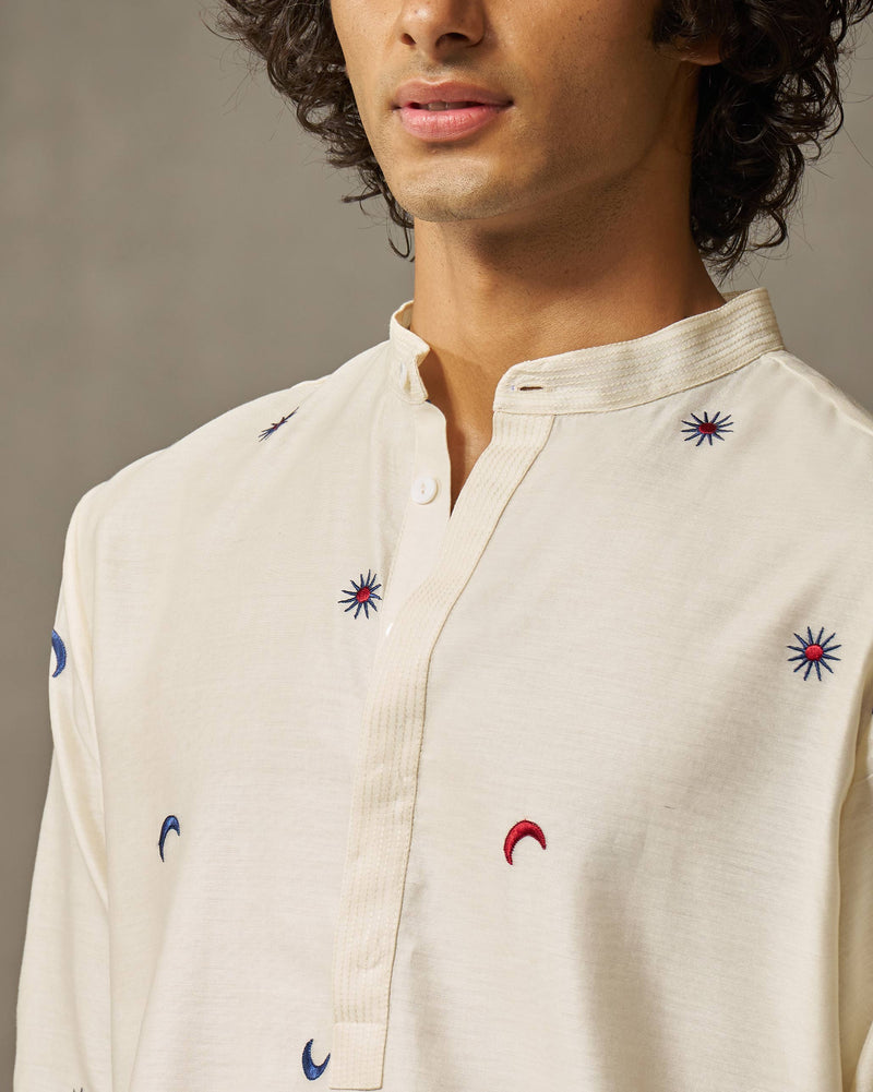 Neckband Kurta - Ivory Embroidery