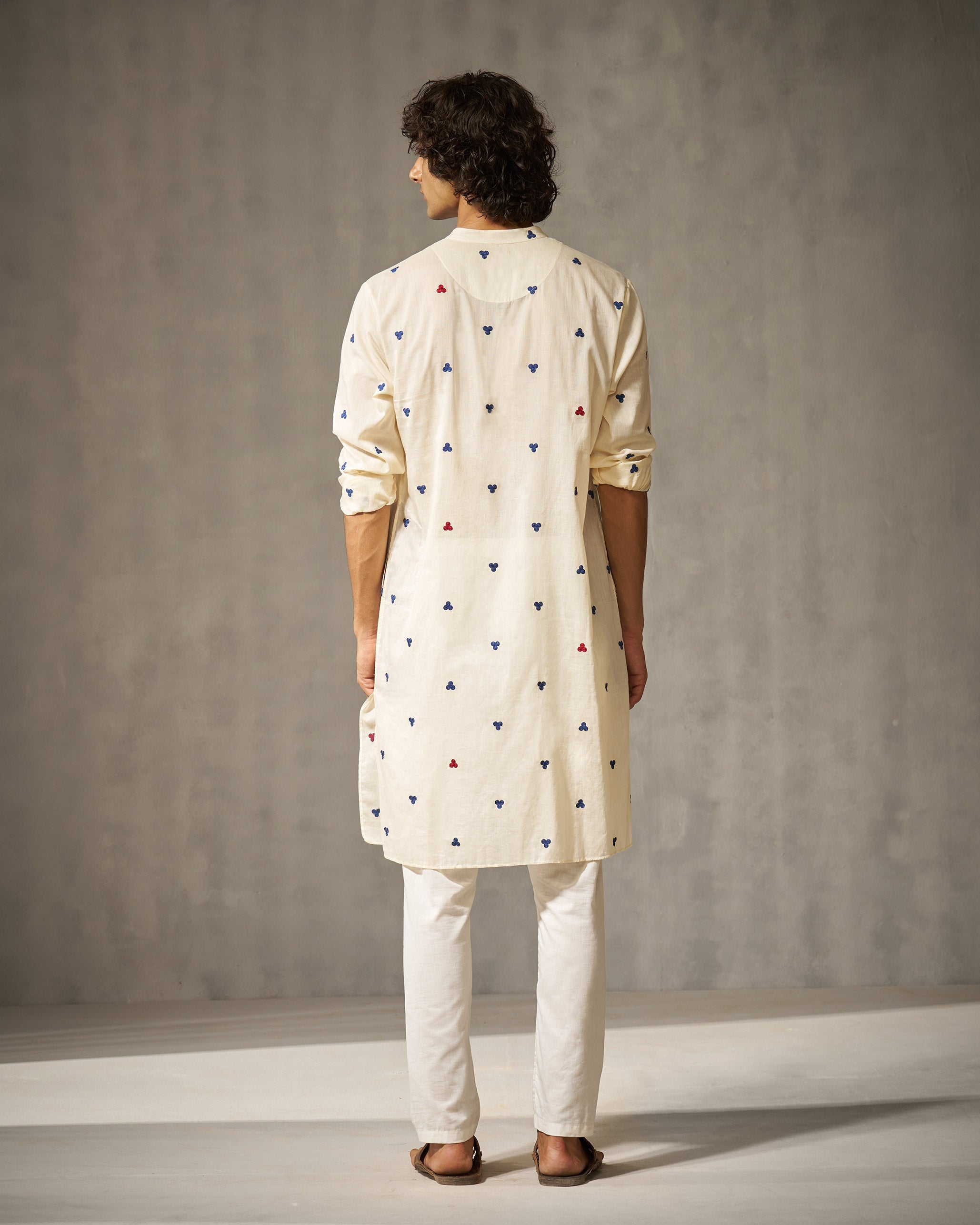 Zenith Kurta - Ivory Embroidery