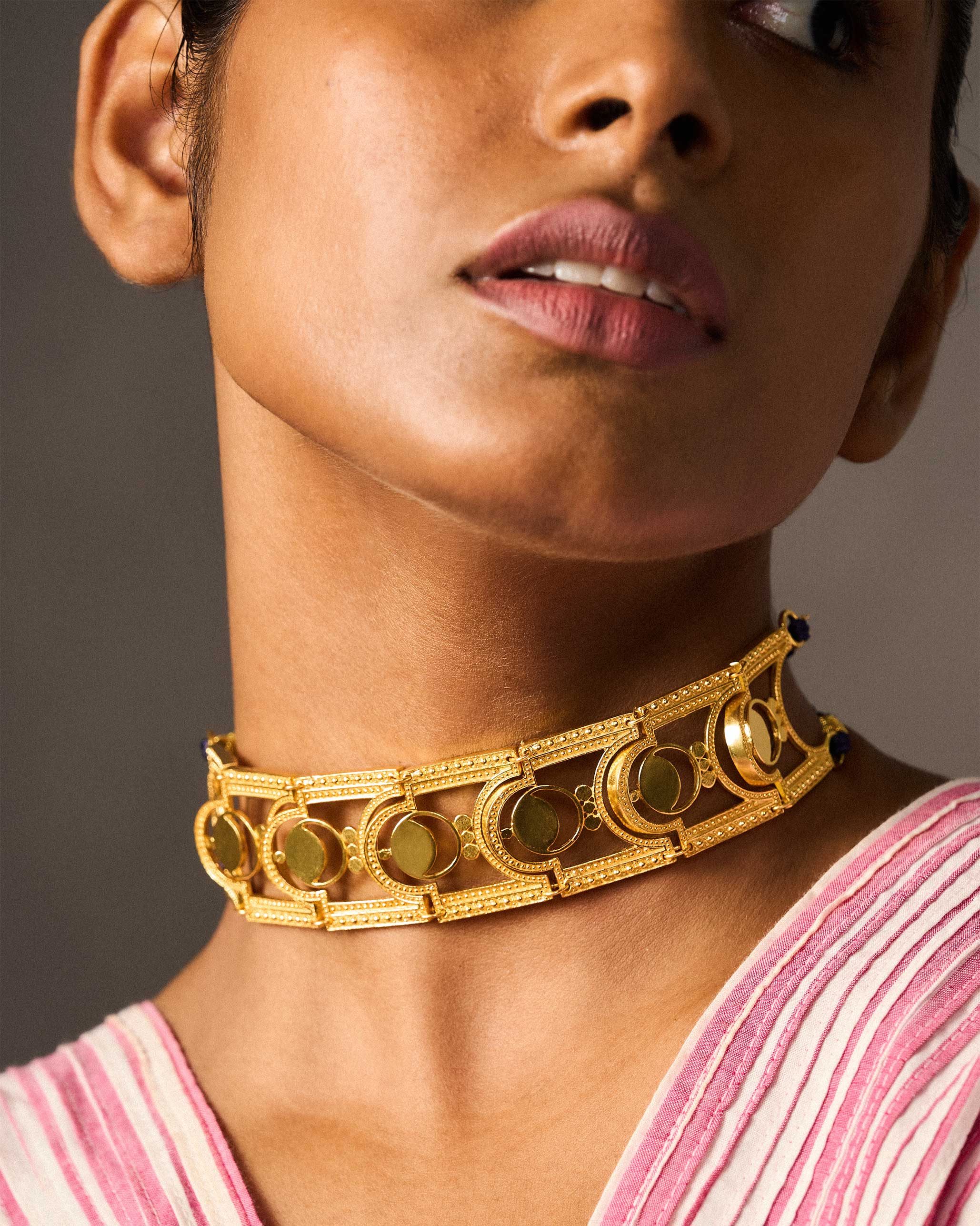 Temple Moon Choker - Gold