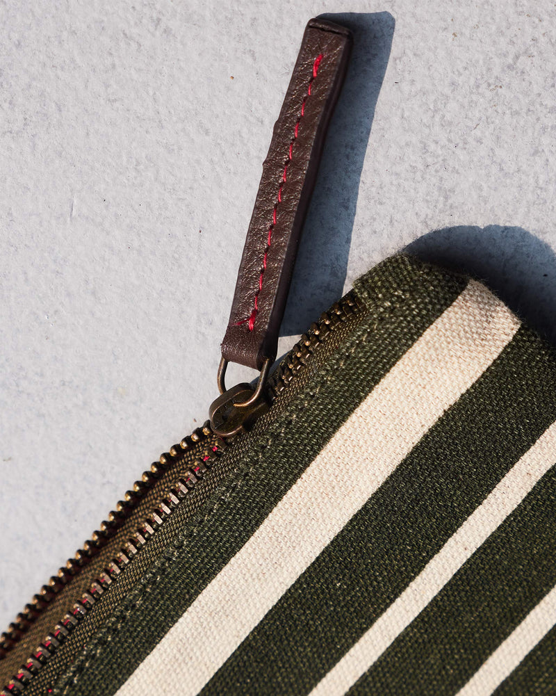 Alphabet V Pouch - Olive Night