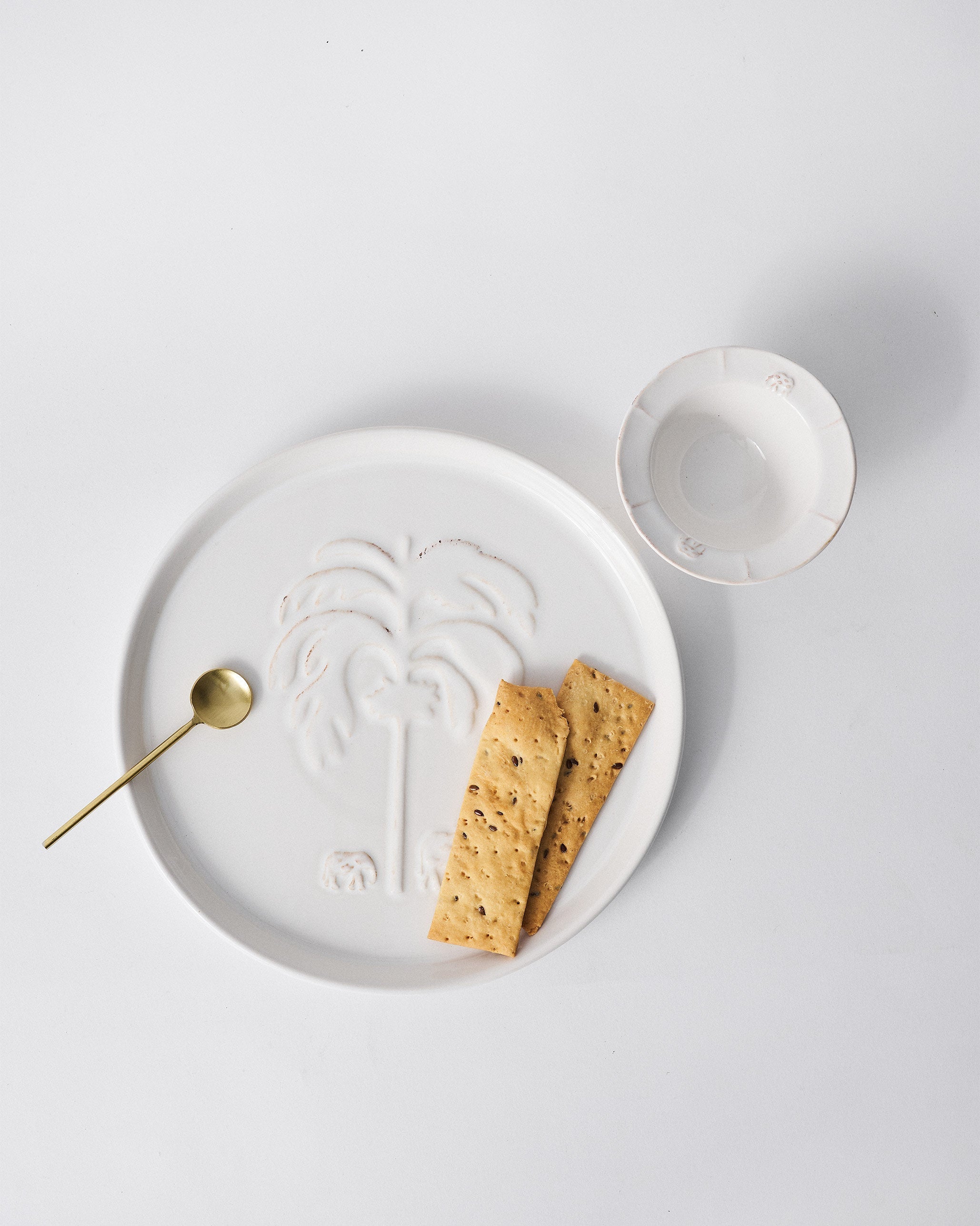 Ele Palm Chip & Dip Platter