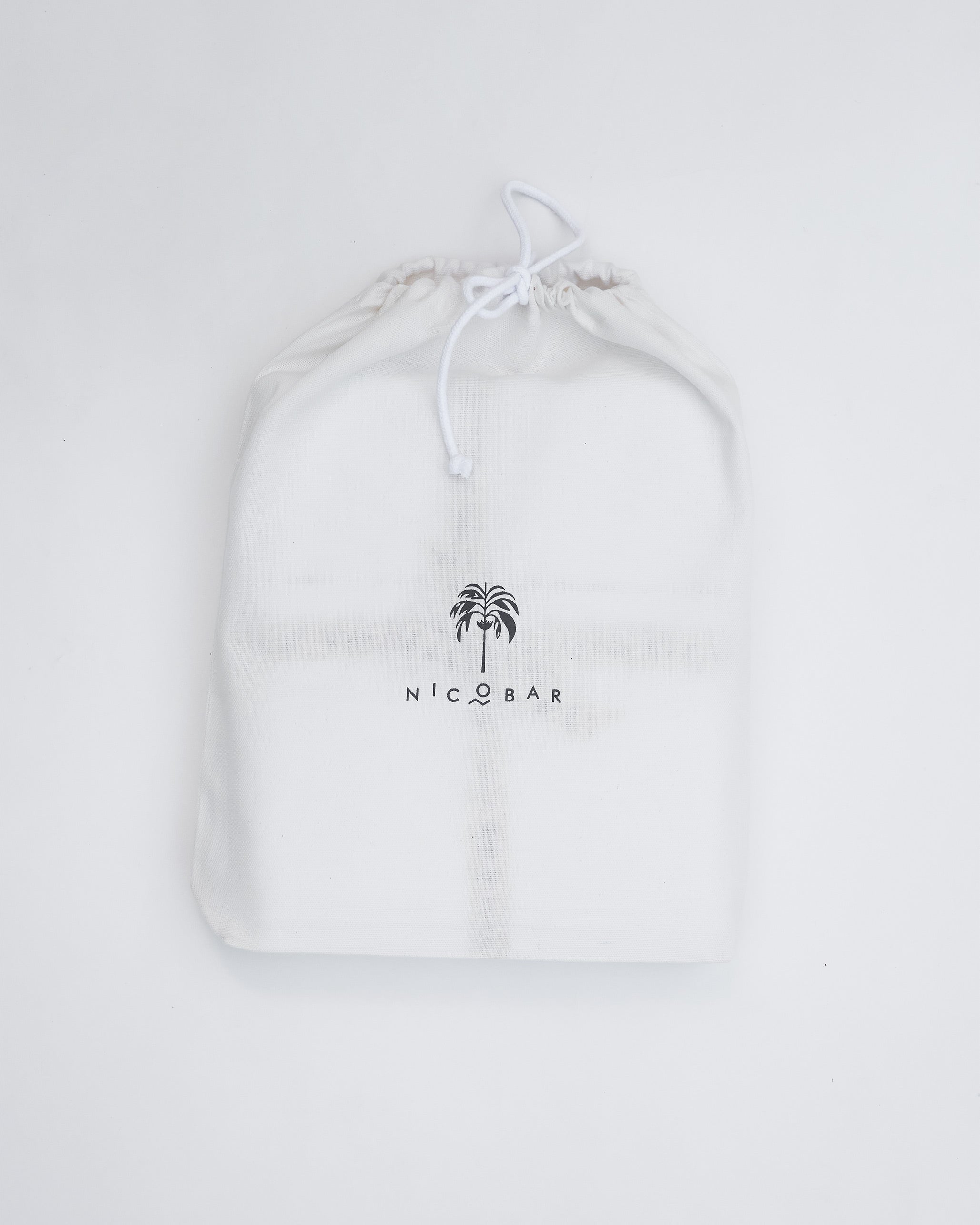 Ele Palm Bedsheet Queen with Pillow Case Set