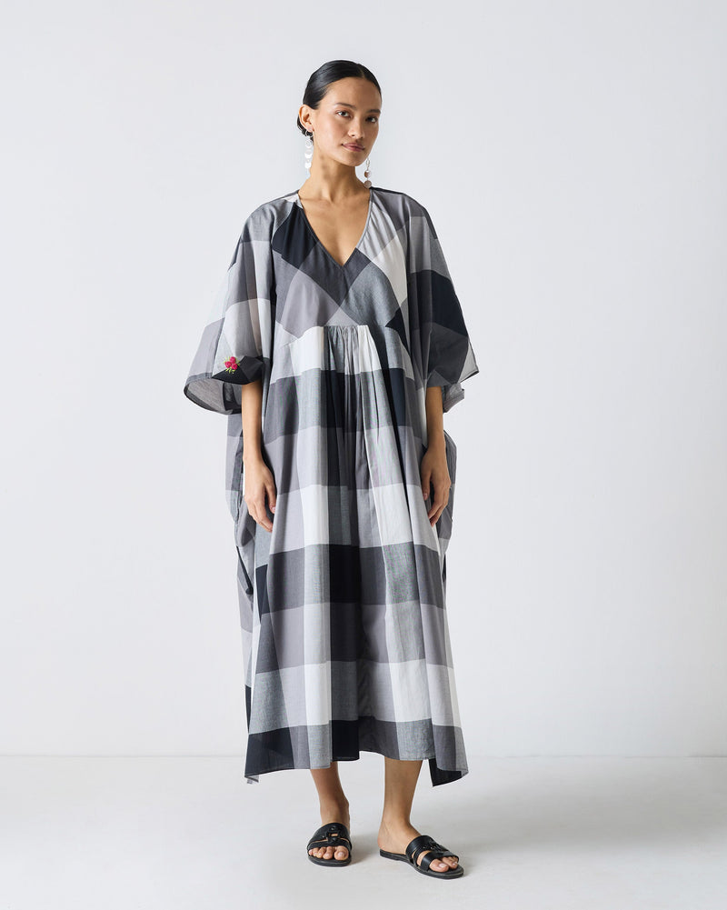 Waadi Kaftan - Black & White Checks