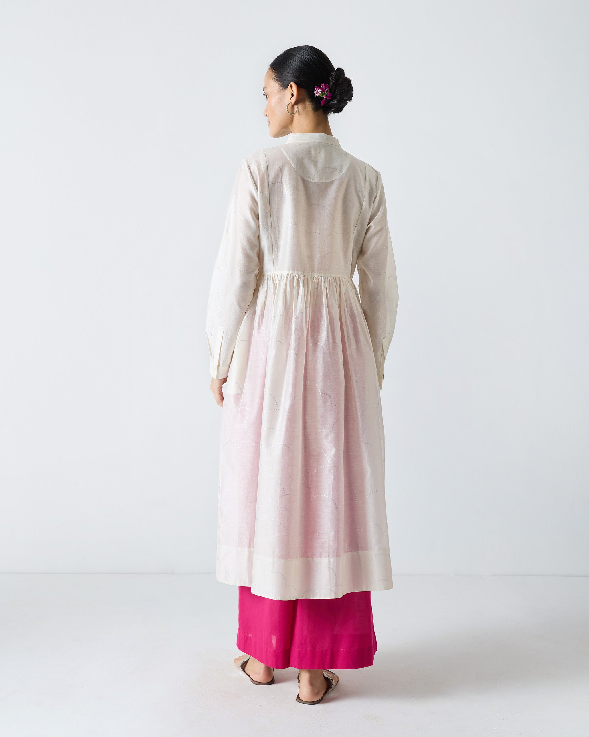 Crescent Pintuck Kurta - Ivory & Silver Print