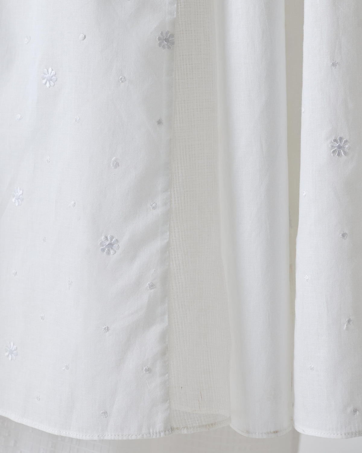 Enya Kurta - White Embroidery