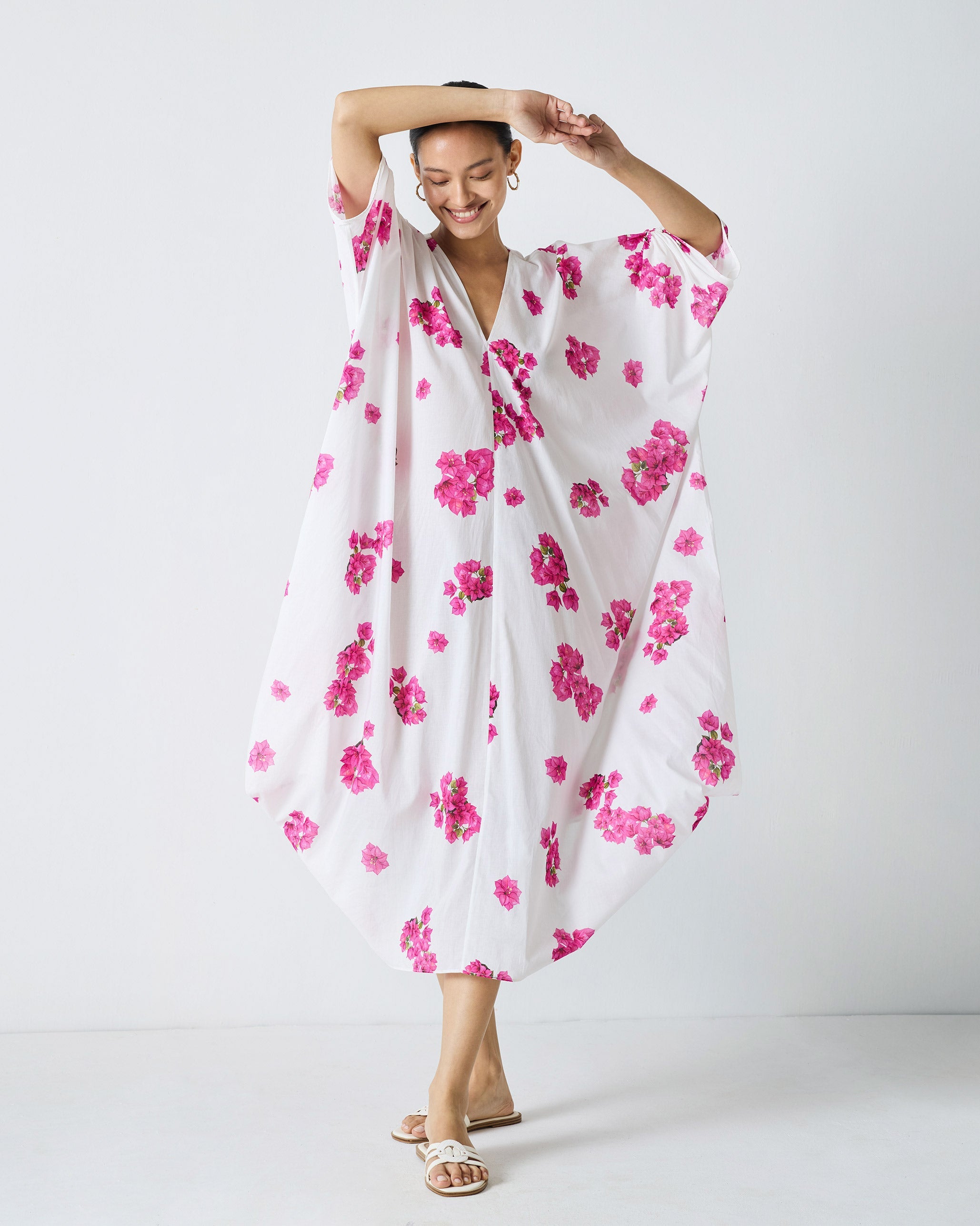 Nova Kurta - White & Fuchsia Print