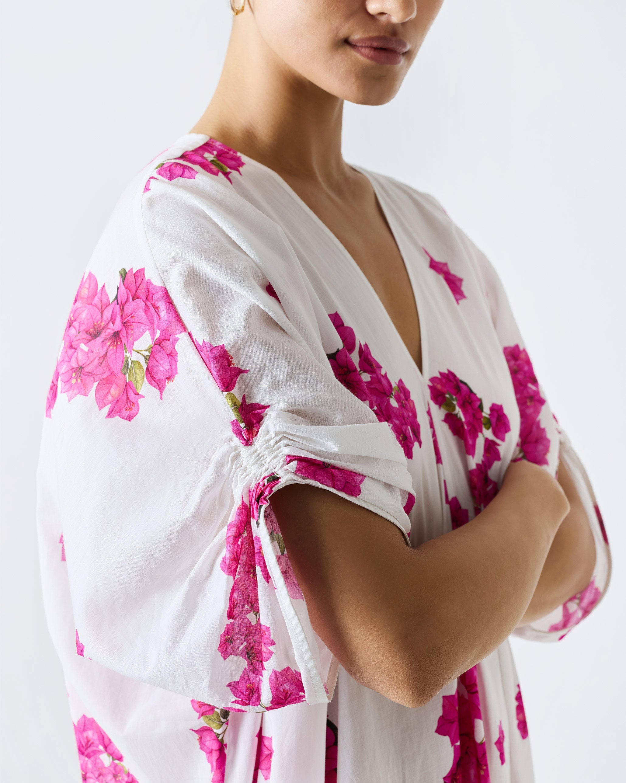 Nova Kurta - White & Fuchsia Print