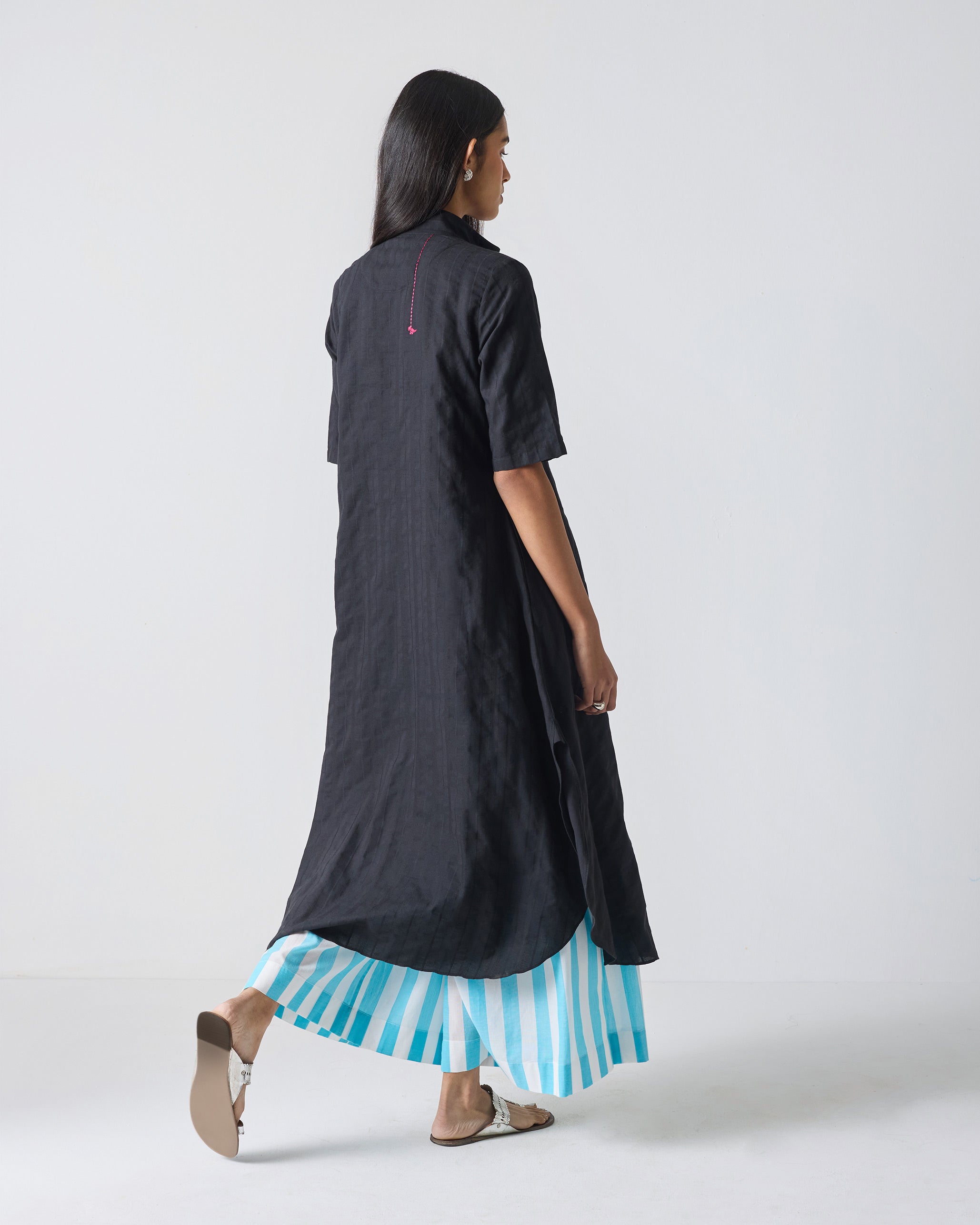 Gusset Slit Kurta - Black