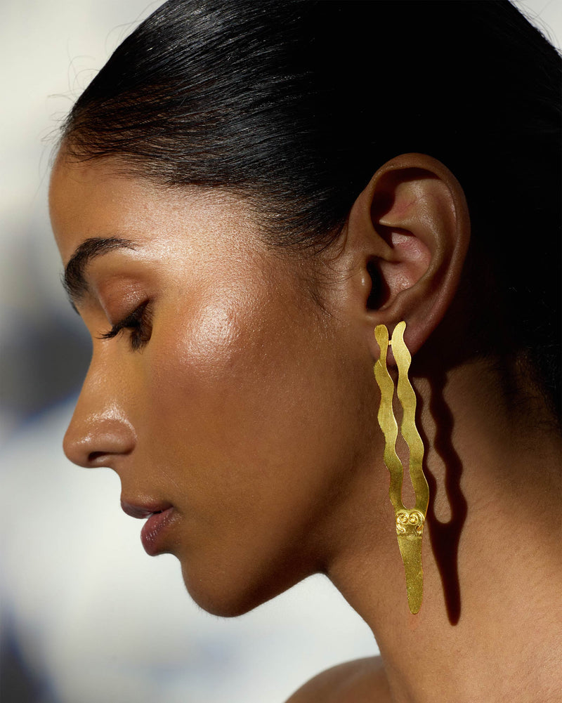 Windy Aries Earrings - Gold