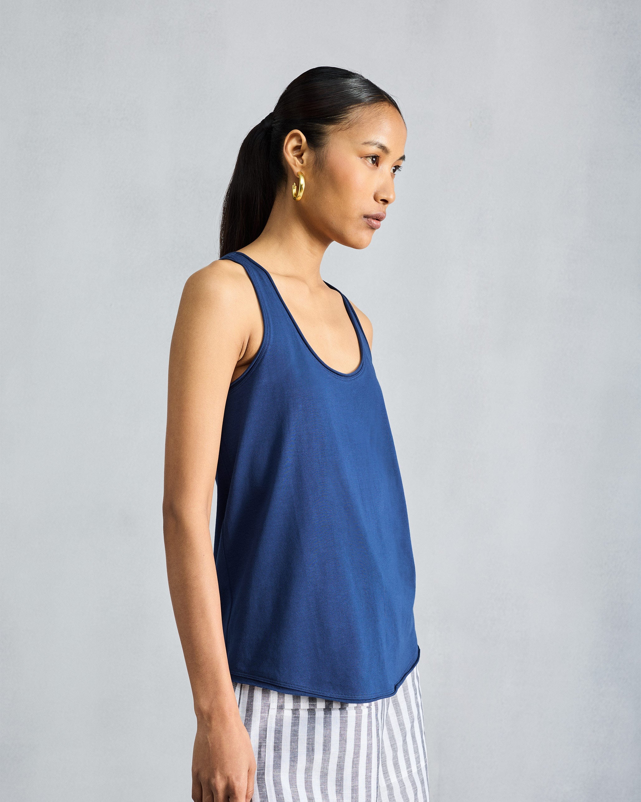 Ukiyo Racerback Tank - Navy