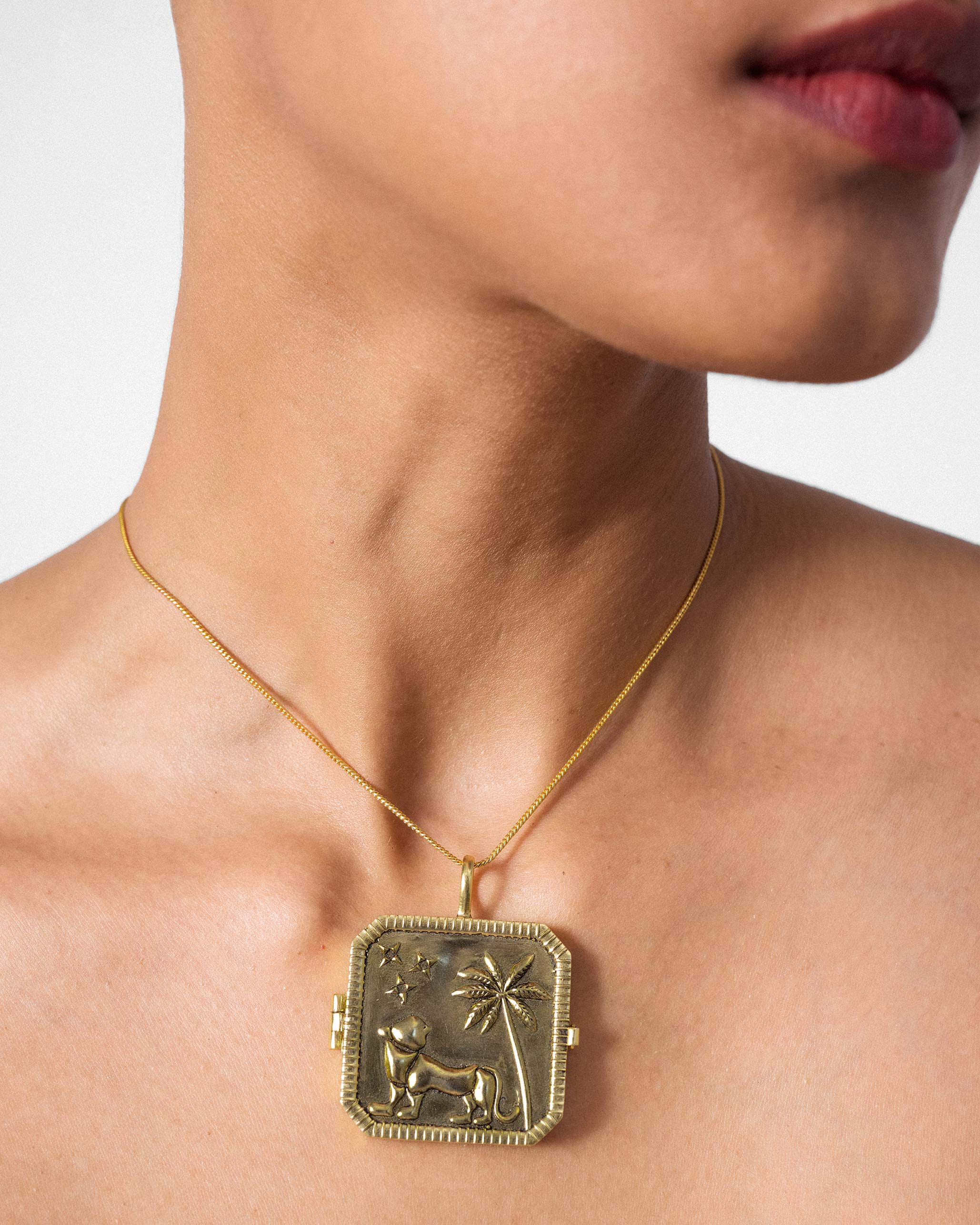 Sher Singh Locket - Gold