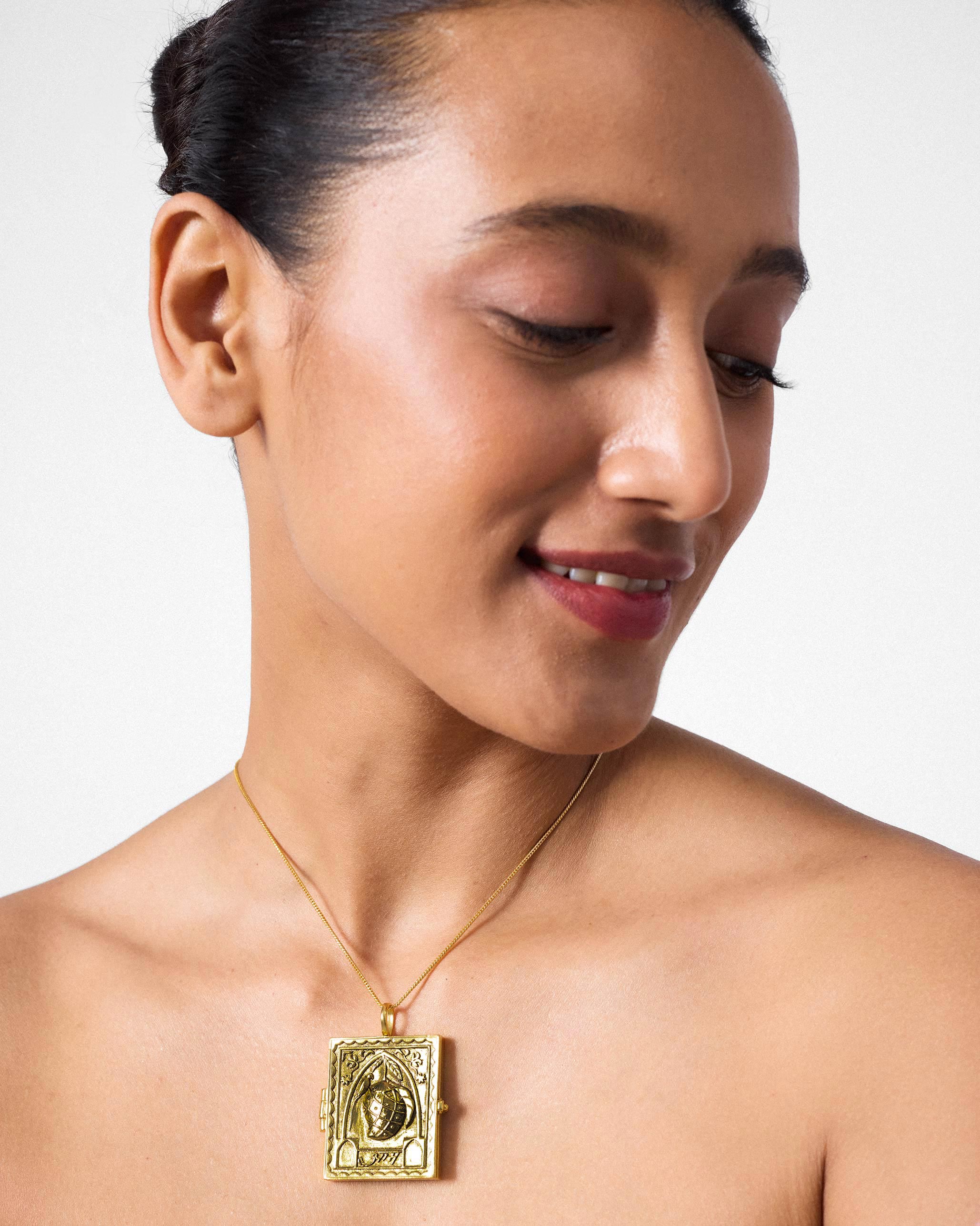 Tota Locket - Gold