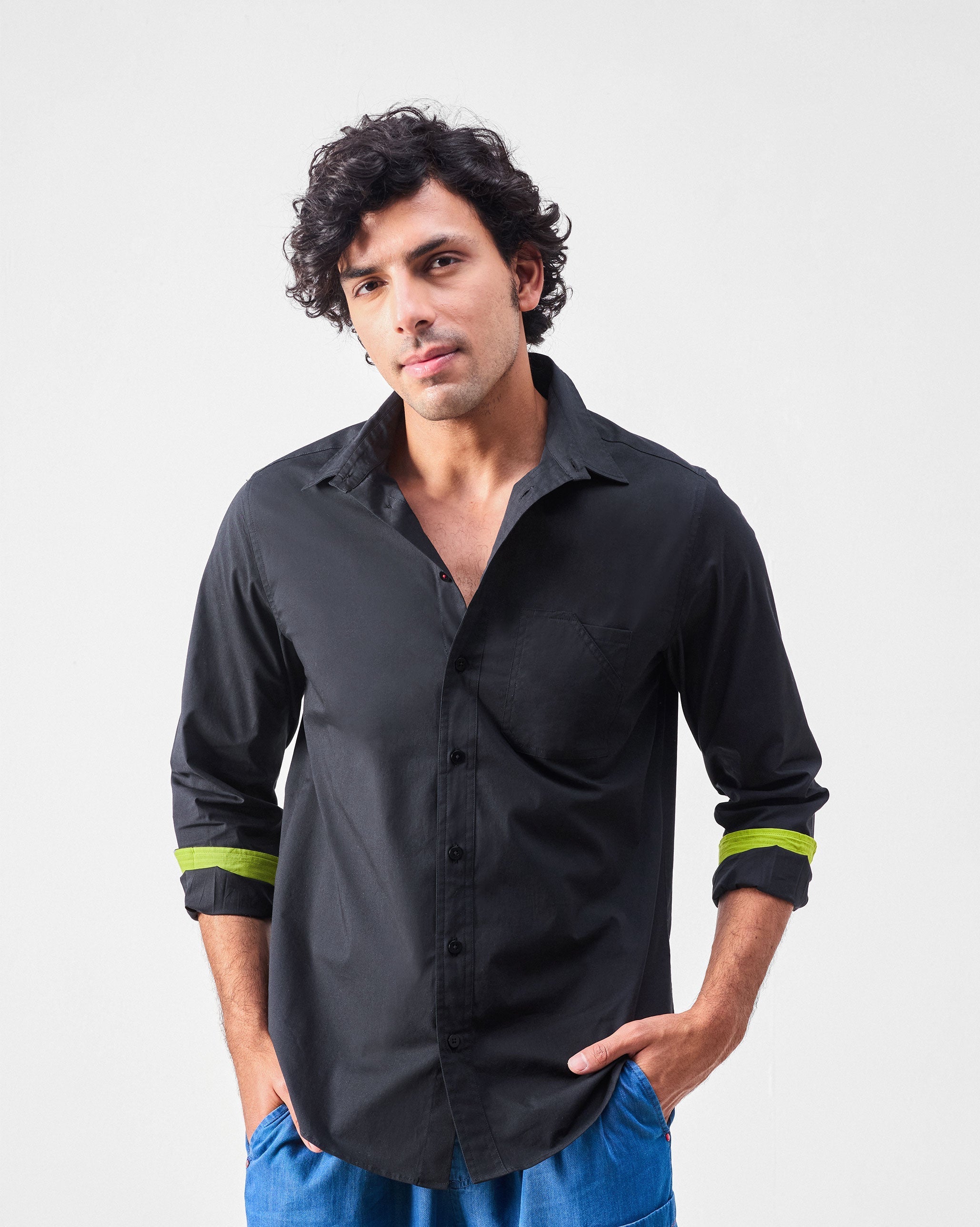 Kayobi Shirt Set (White & Black & Olive)