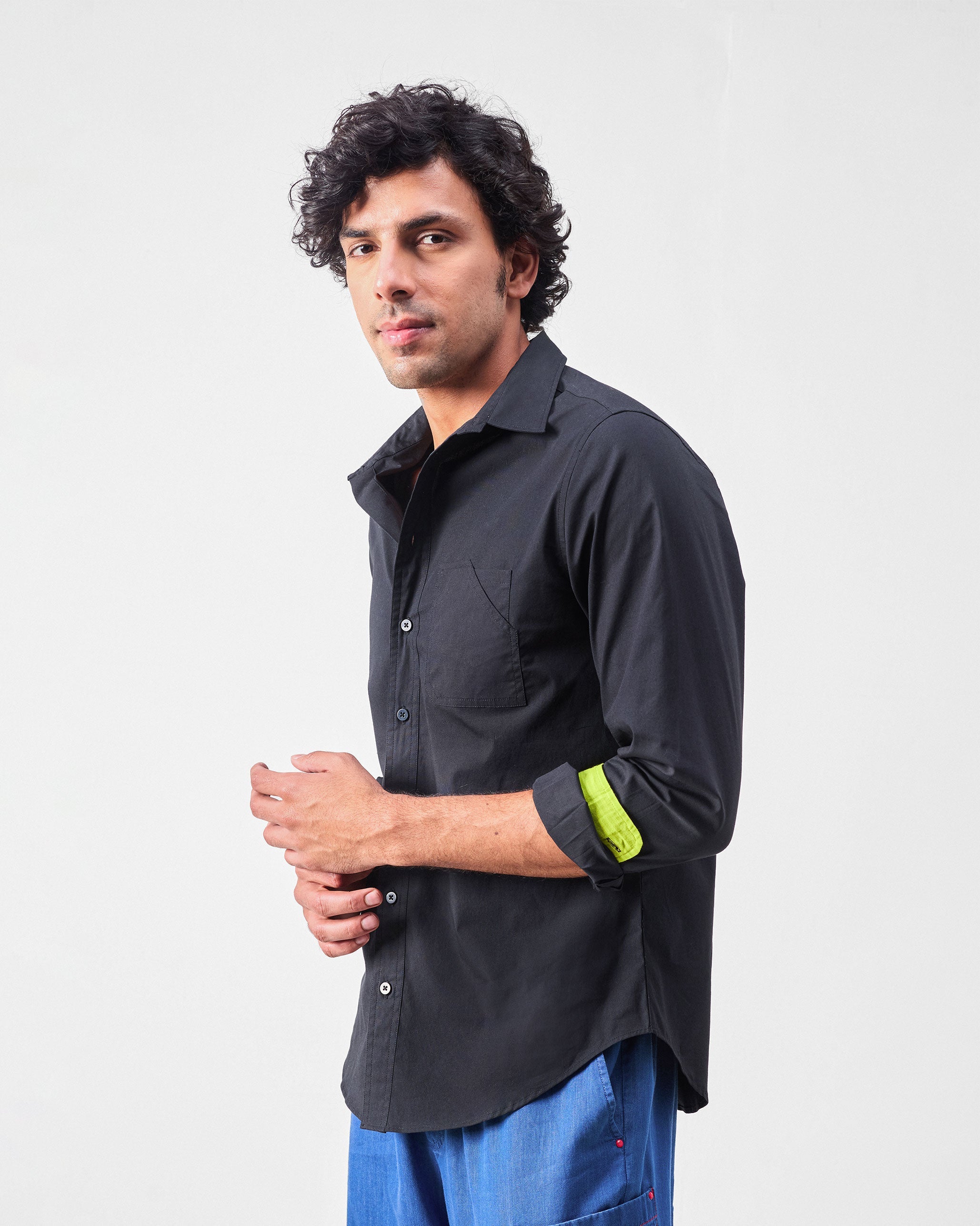 Kayobi Shirt Set (White & Black & Olive)