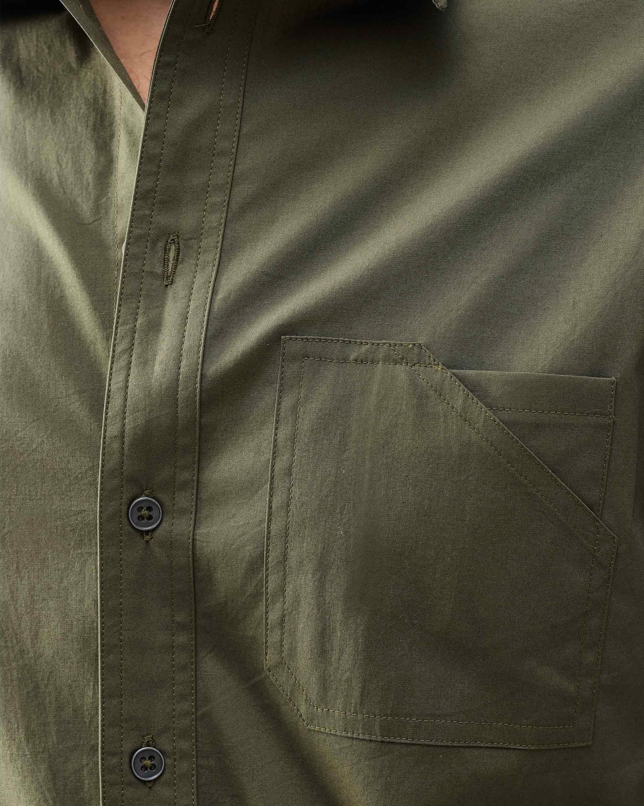 Kayobi Shirt Set (White & Black & Olive)