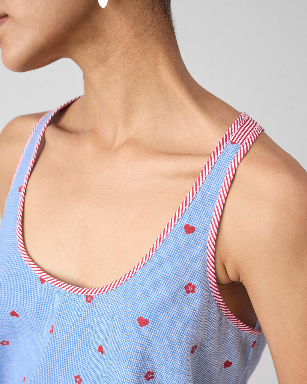 Moshi Racerback Top - Blue & Red Print – Nicobar Global