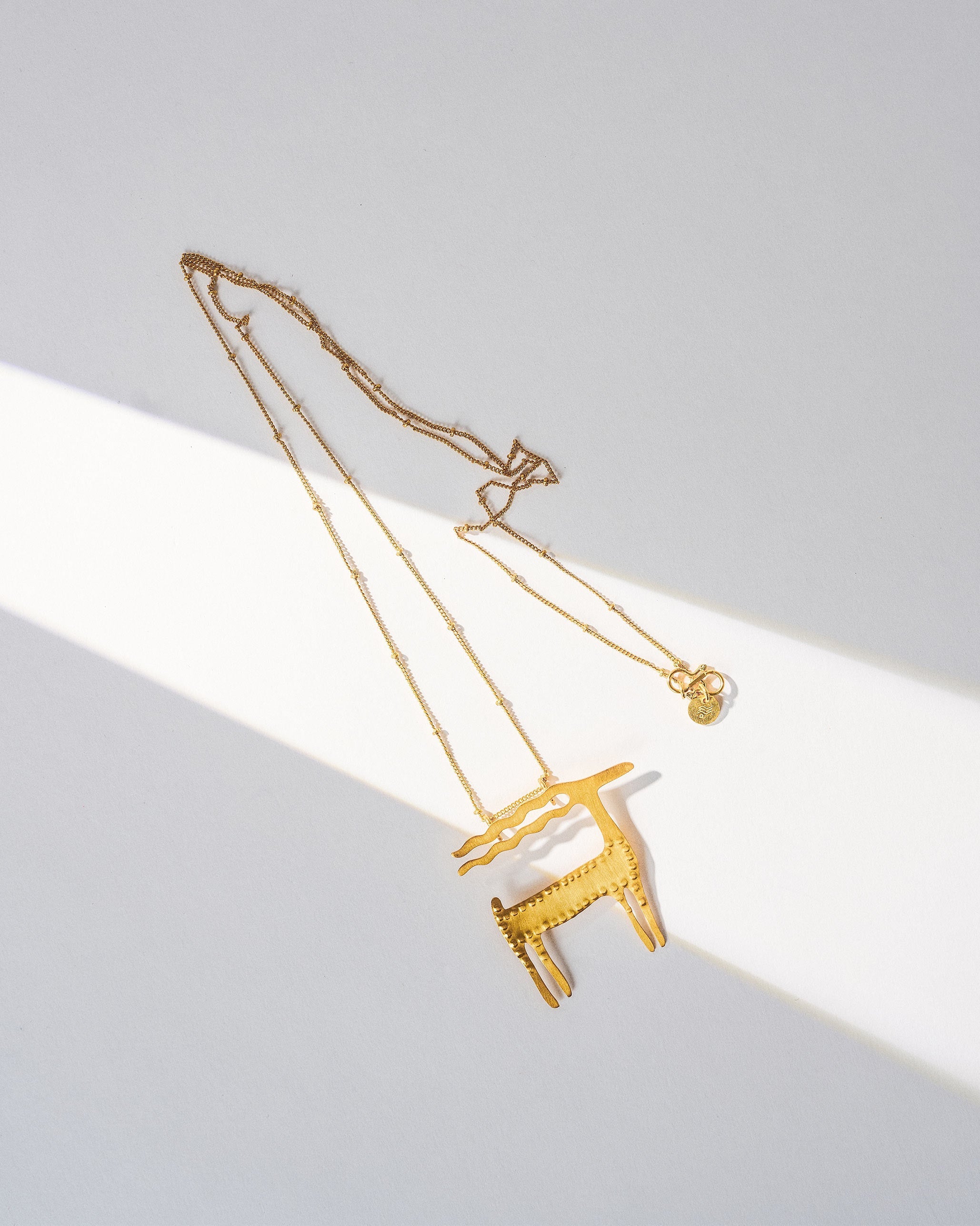 Windy Ram Necklace - Gold