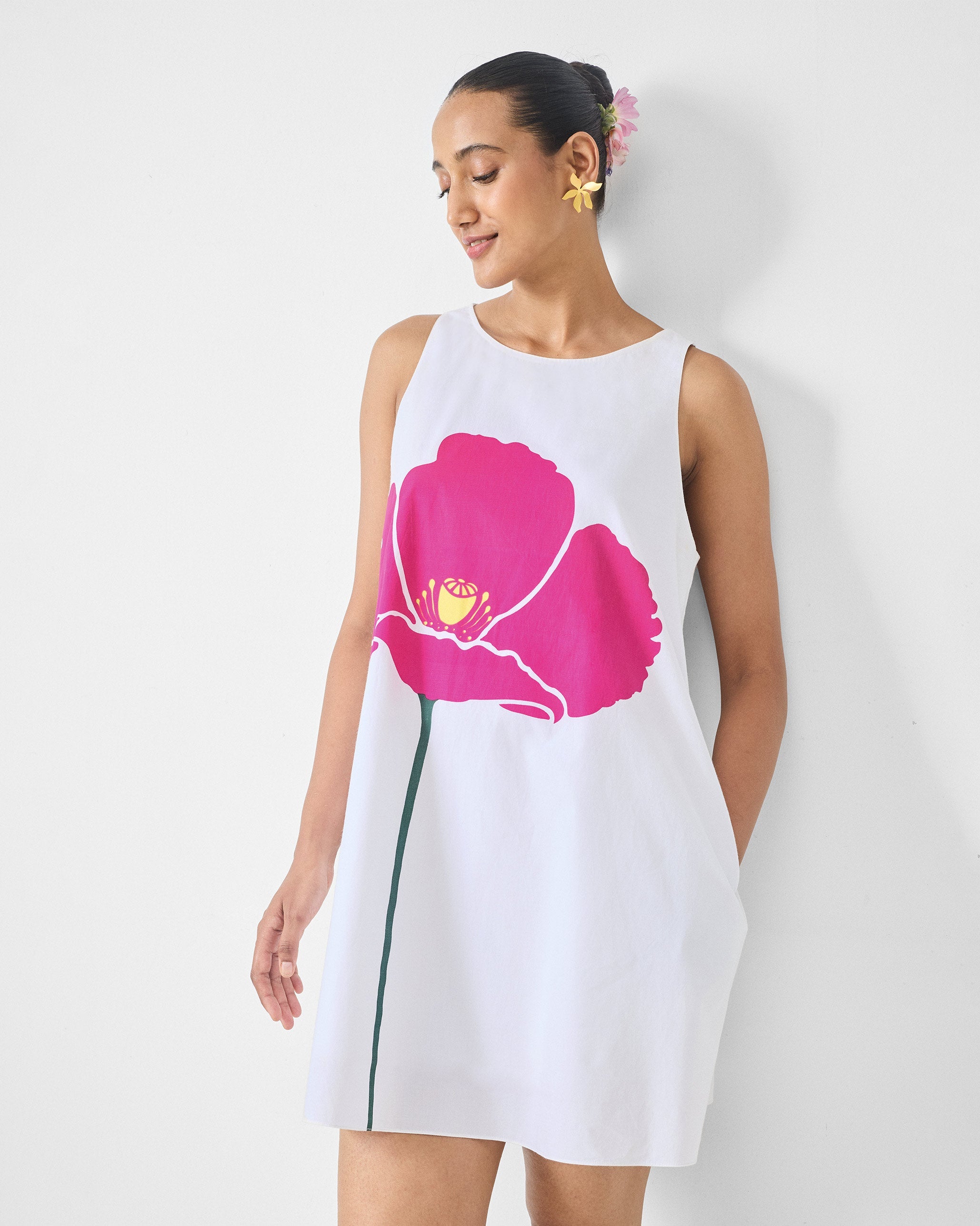 Short Racerback Dress - White & Fuchsia