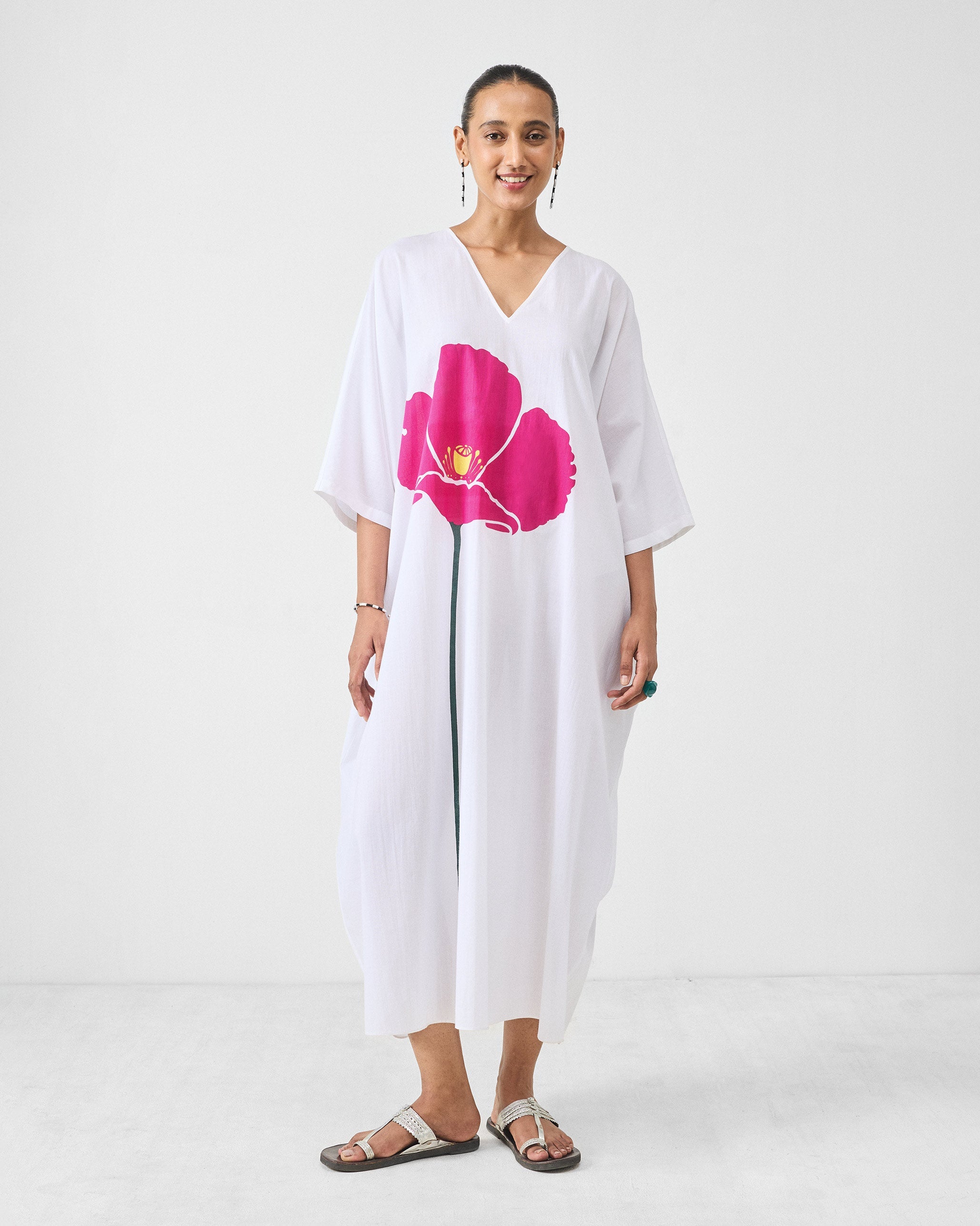 V Neck Kaftan - White & Fuchsia Printed