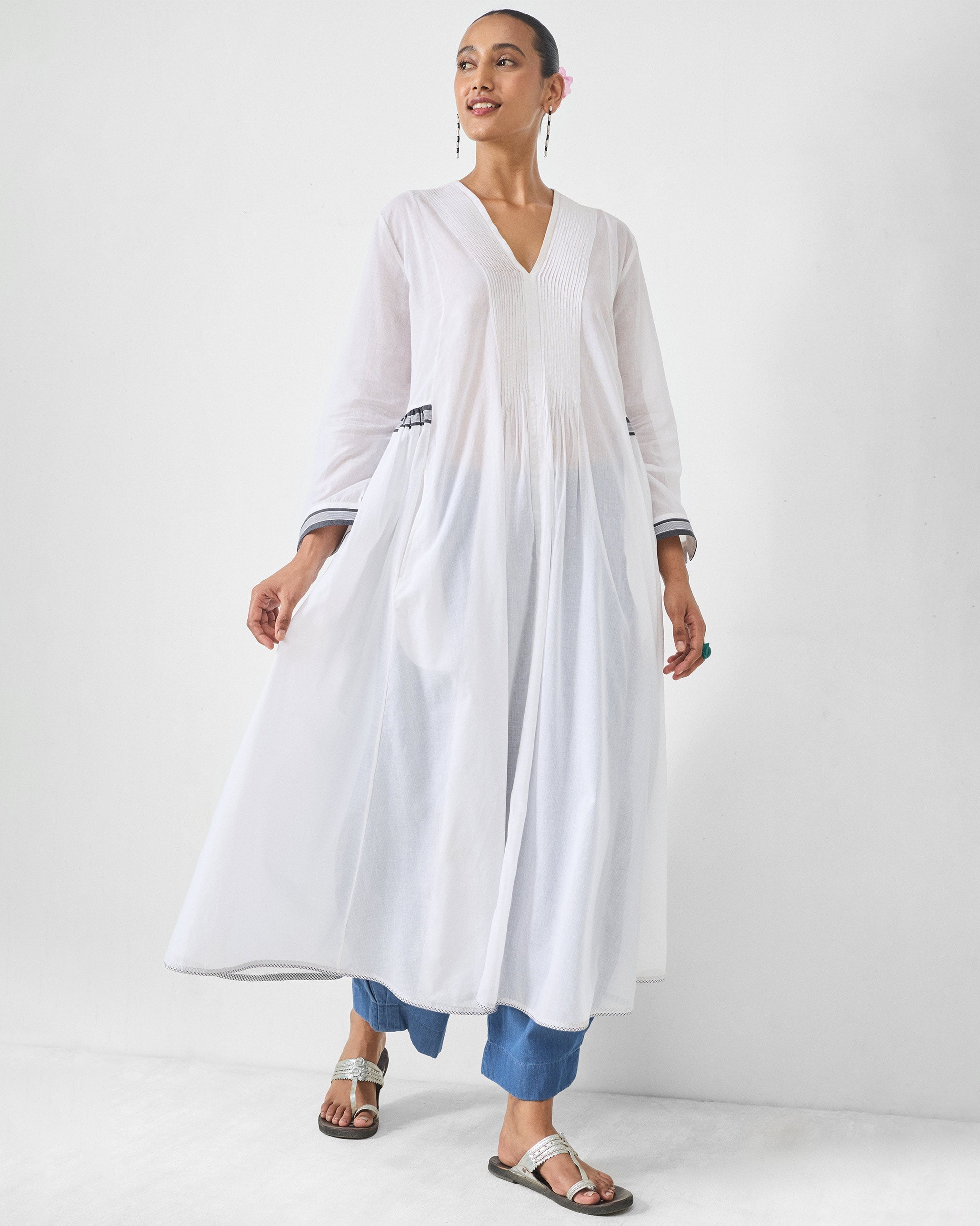 Pintuck Kurta - White