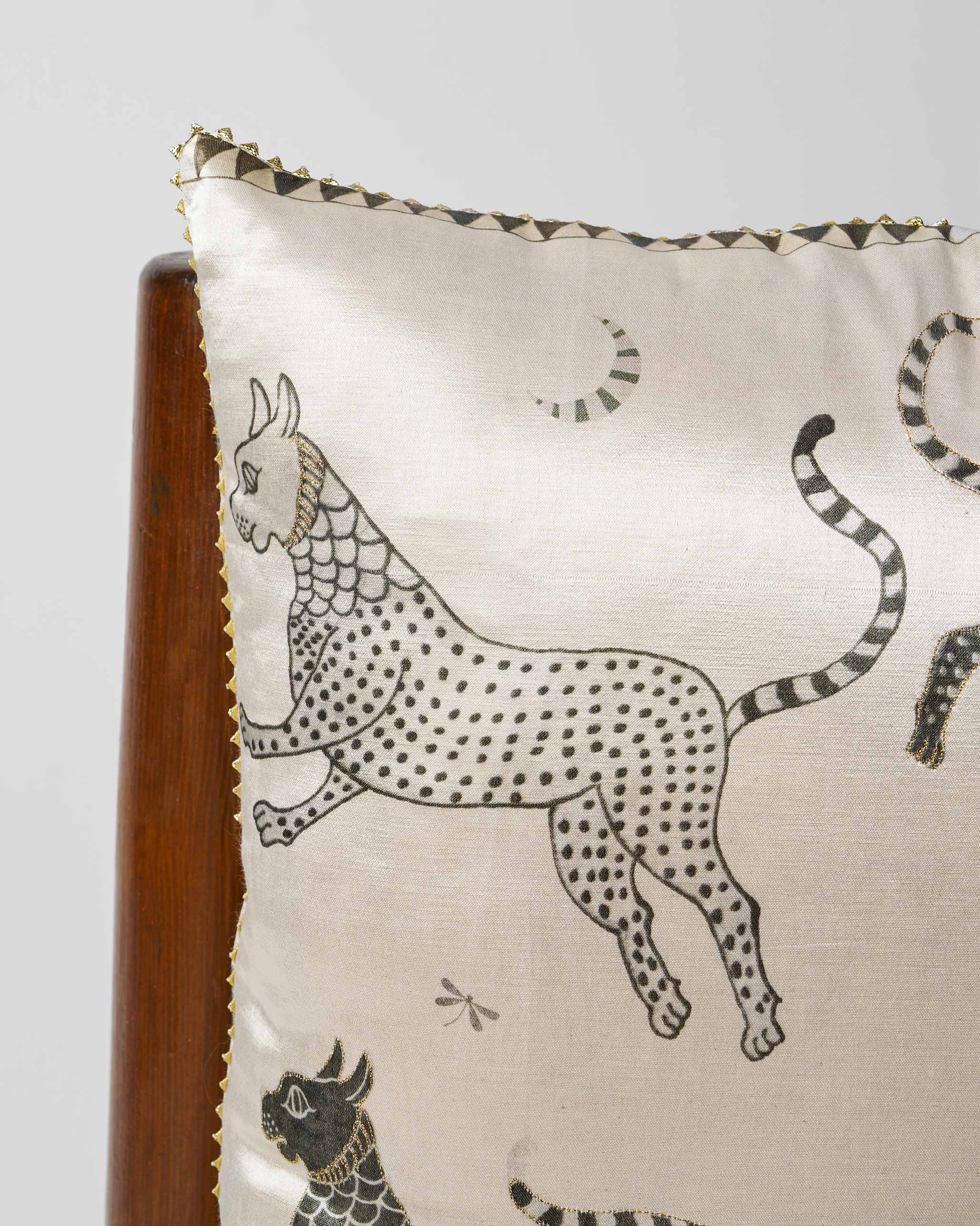 Bagh Cushion Cover
