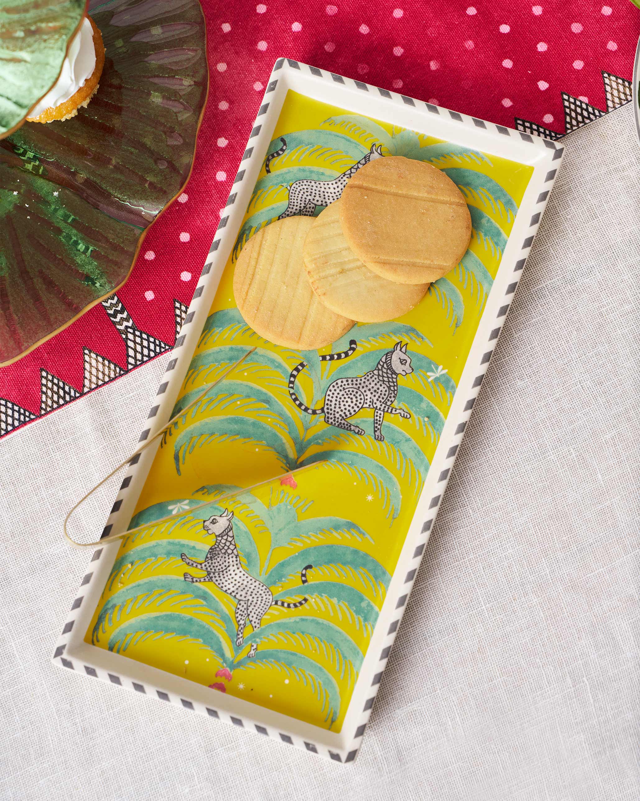 Bagh Cookie Tray with Tong