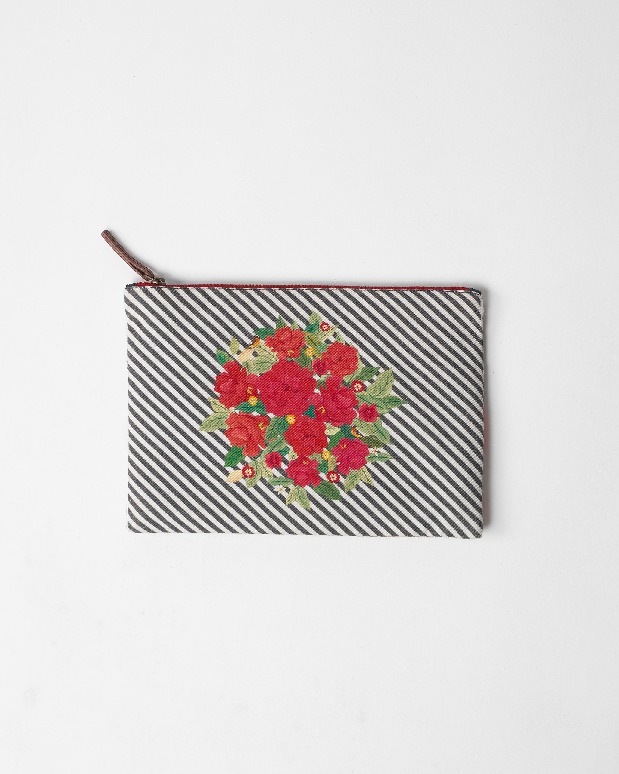 Rose Bunch Pouch - Multicolor
