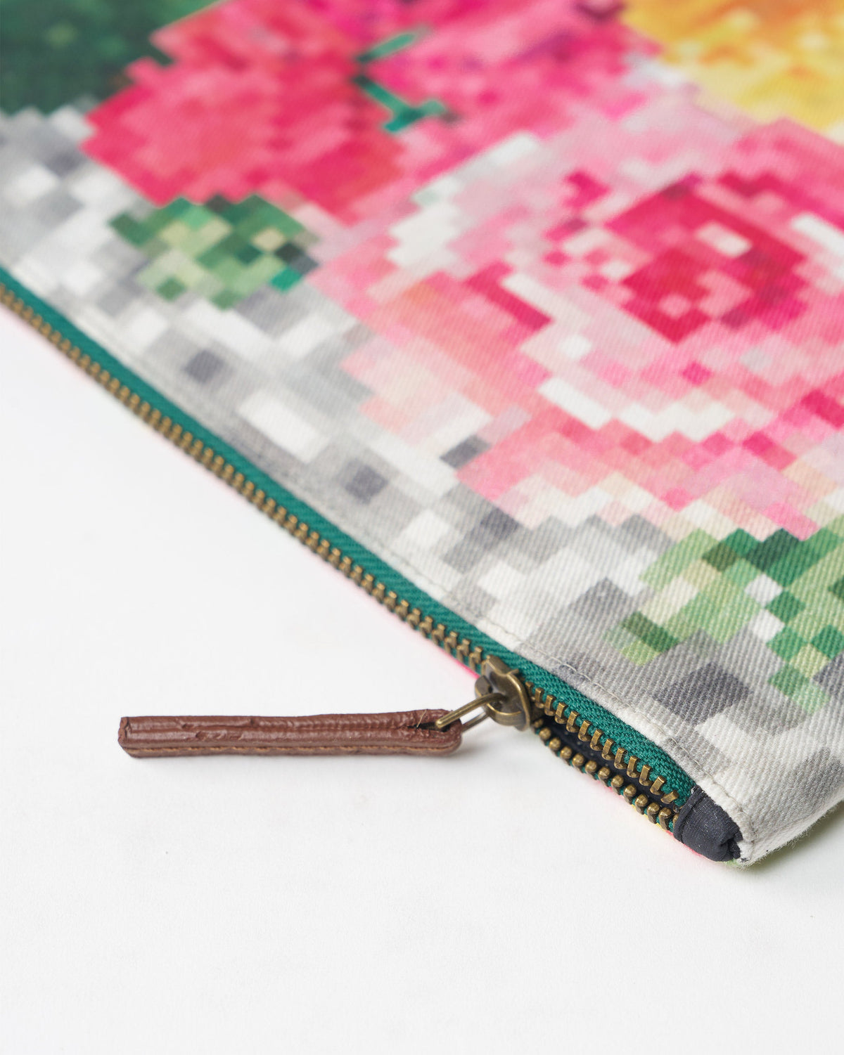 Mosaic Flower Pouch - Multicolor