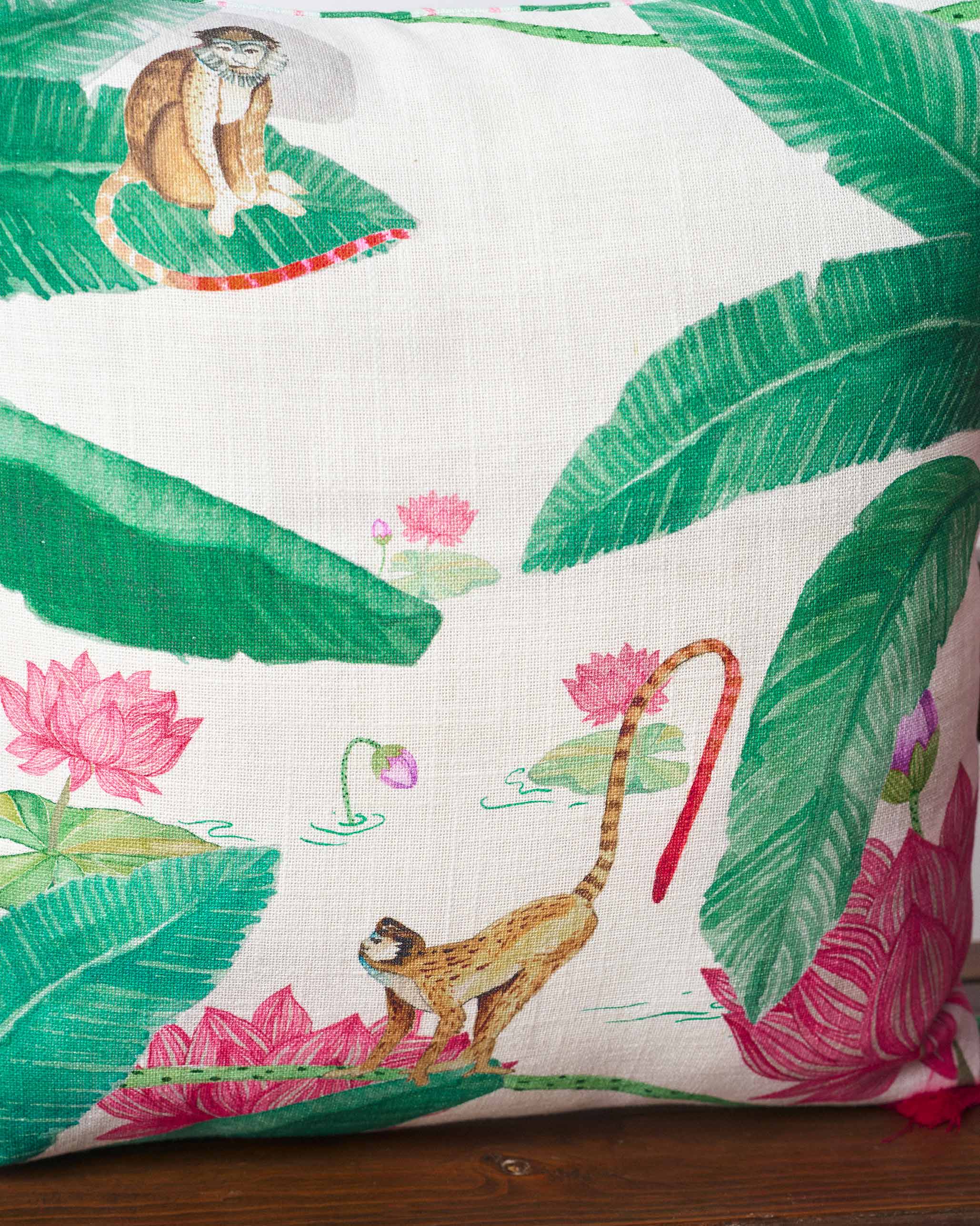 Lotus Garden cushion Cover