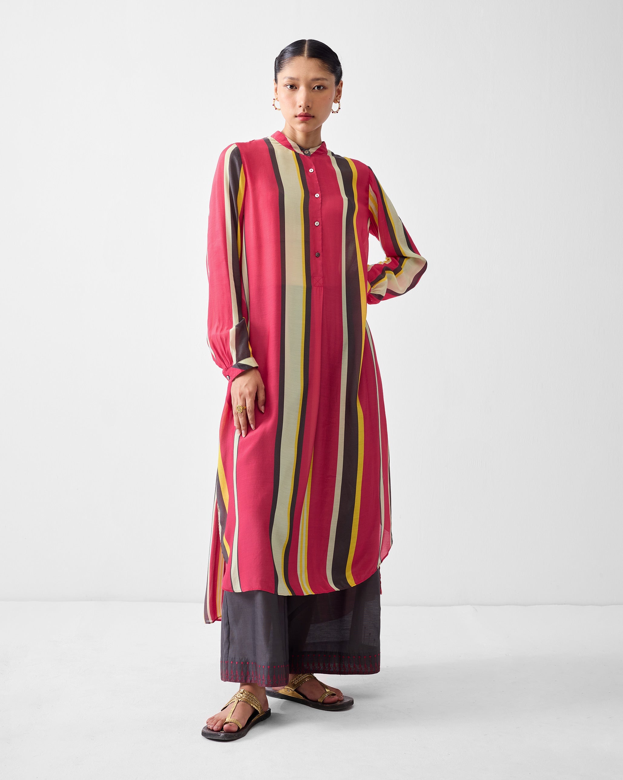 Smocked Back Kurta - Multicolor Print