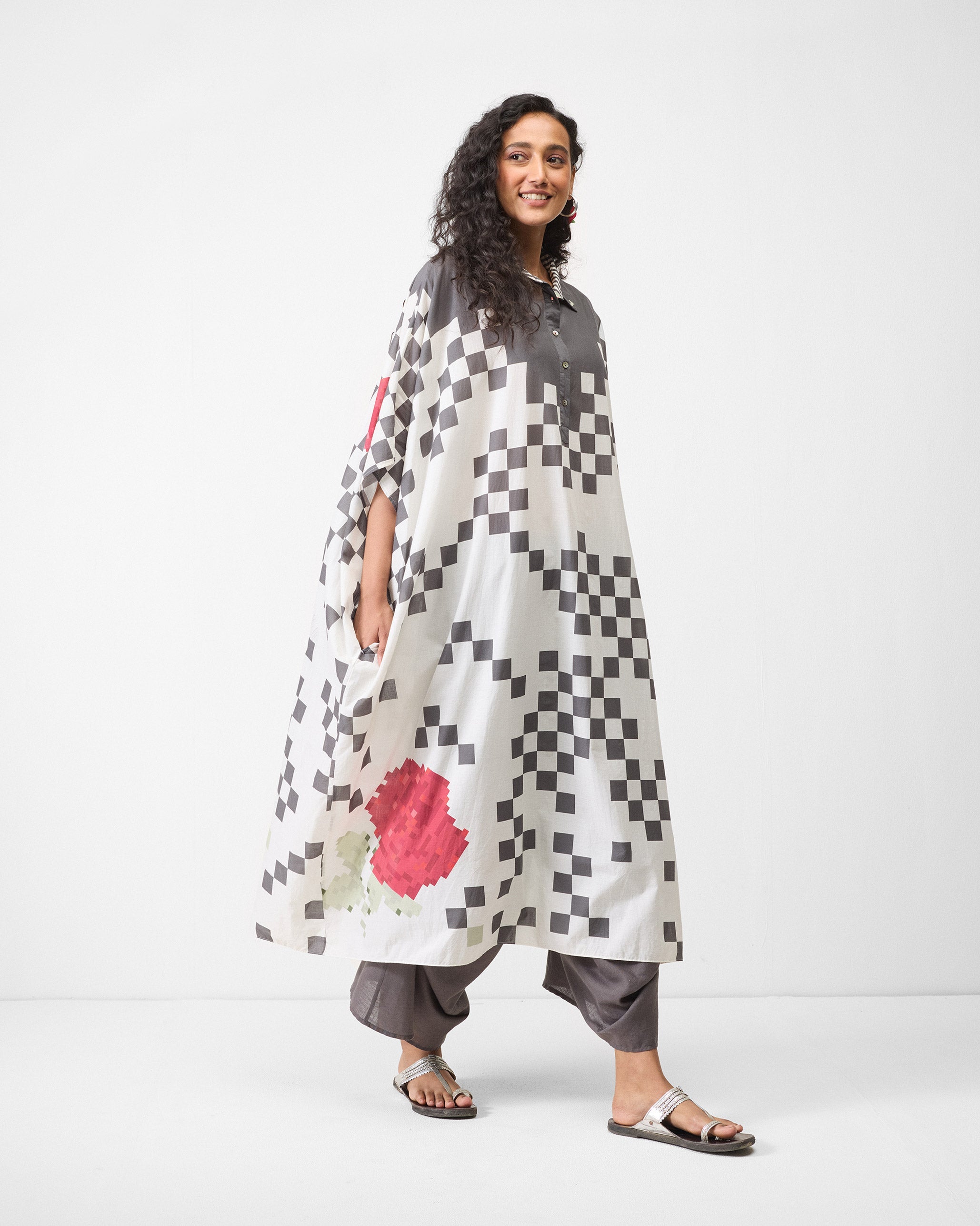 Collared Kaftan - Ivory & Charcoal Print