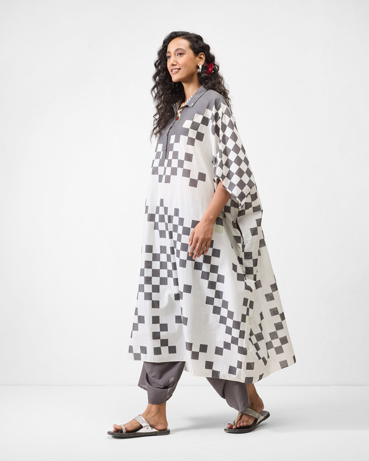Collared Kaftan - Ivory & Charcoal Print