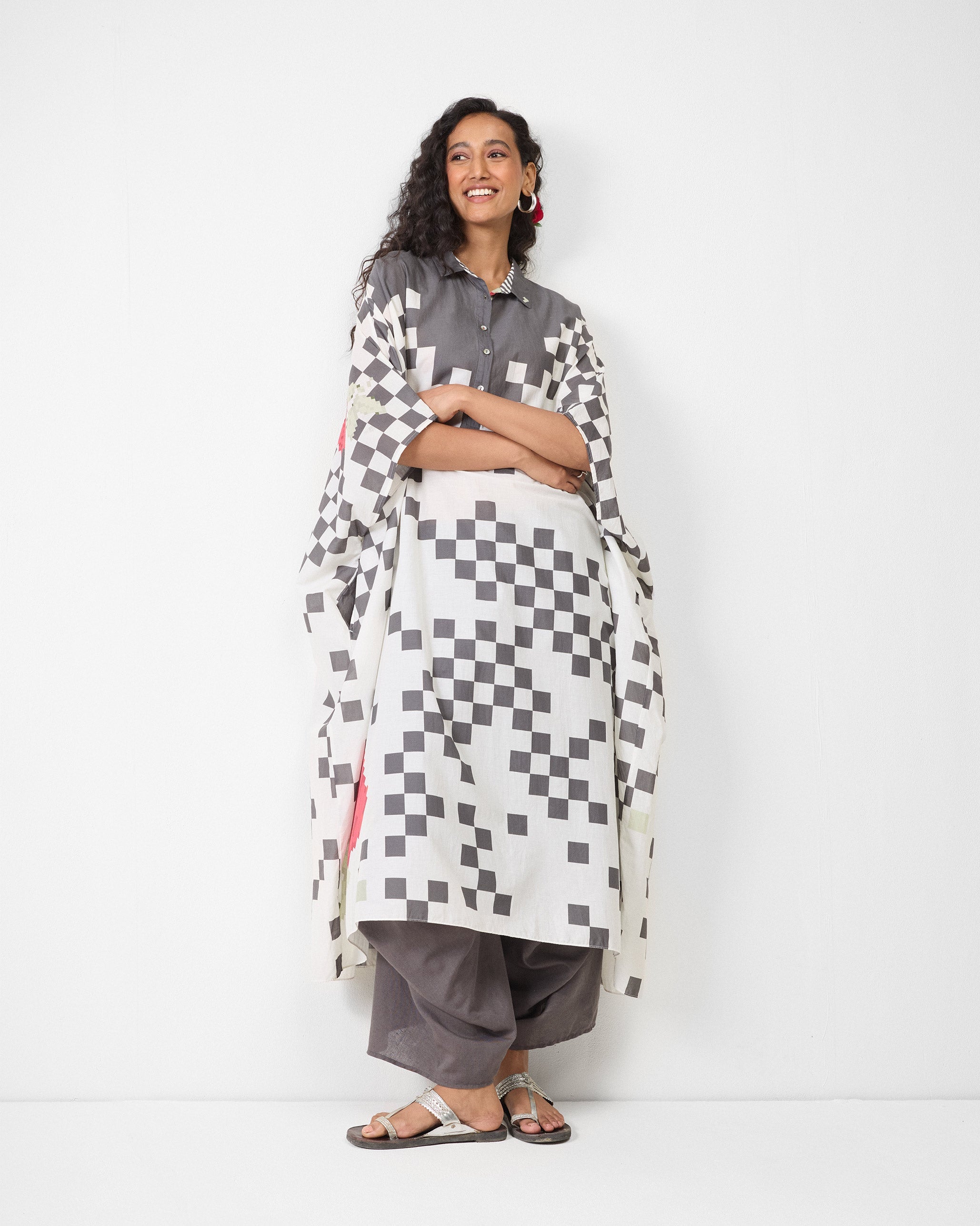 Collared Kaftan - Ivory & Charcoal Print