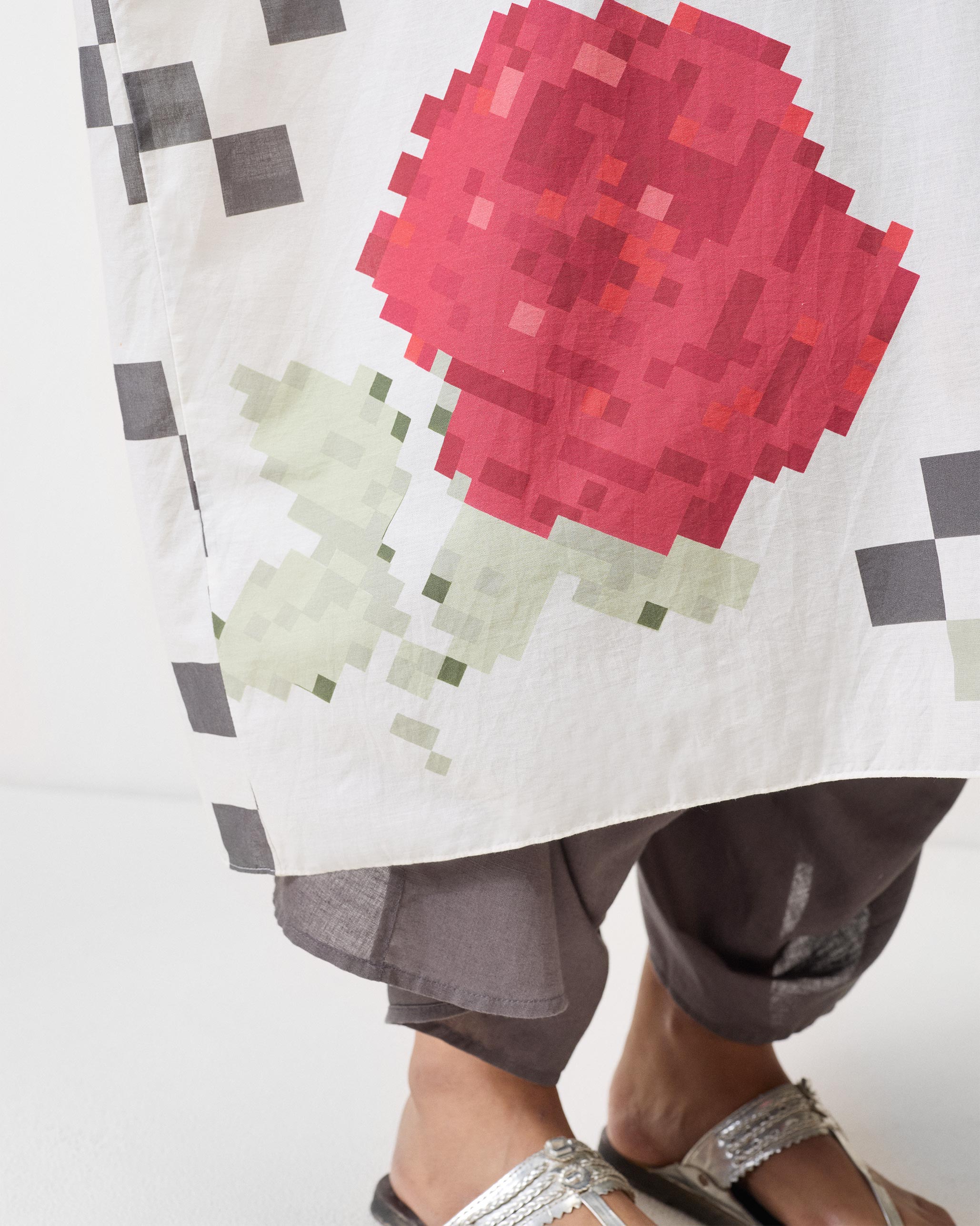 Collared Kaftan - Ivory & Charcoal Print