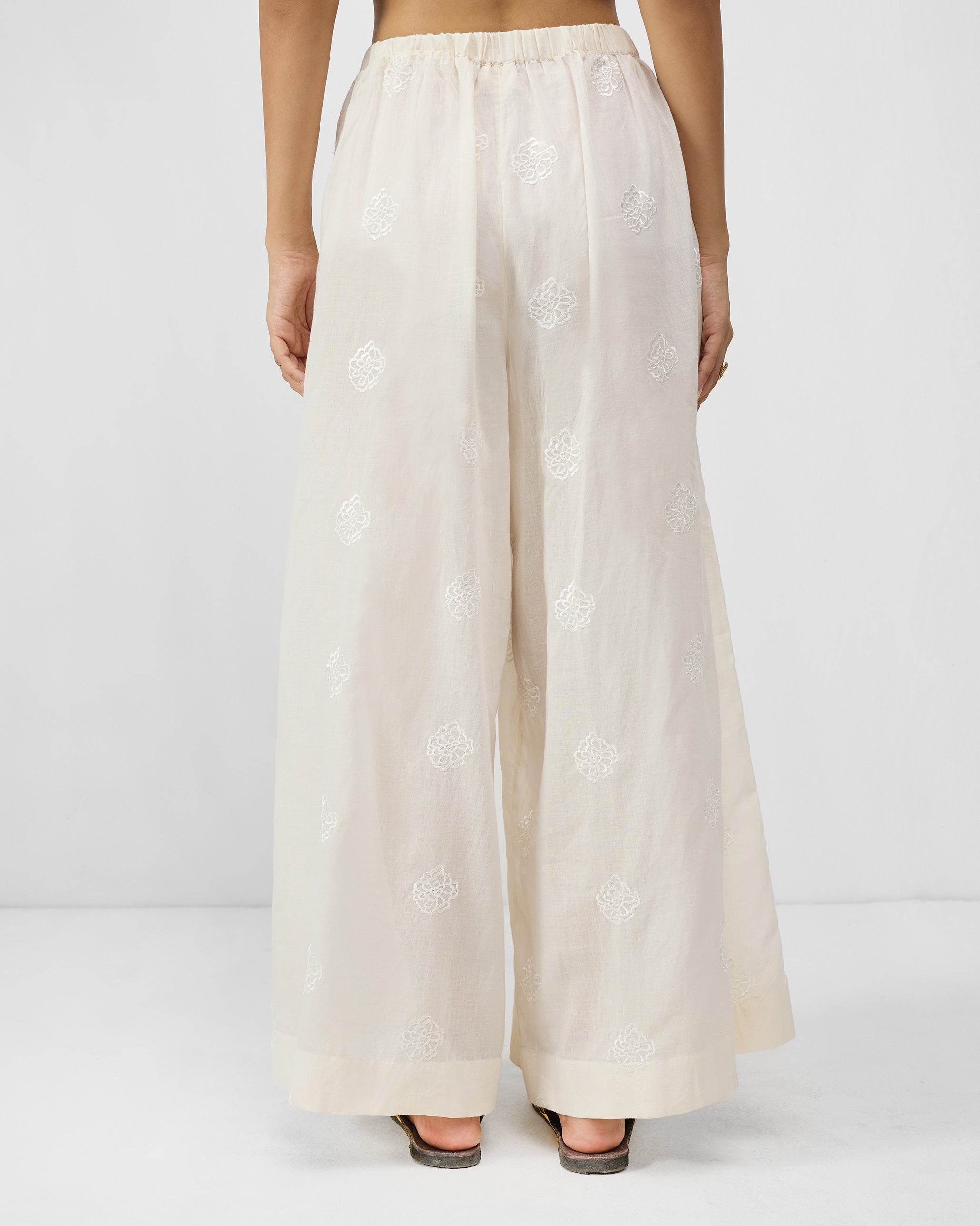 Classic Pyjamas - Ivory Embroidered