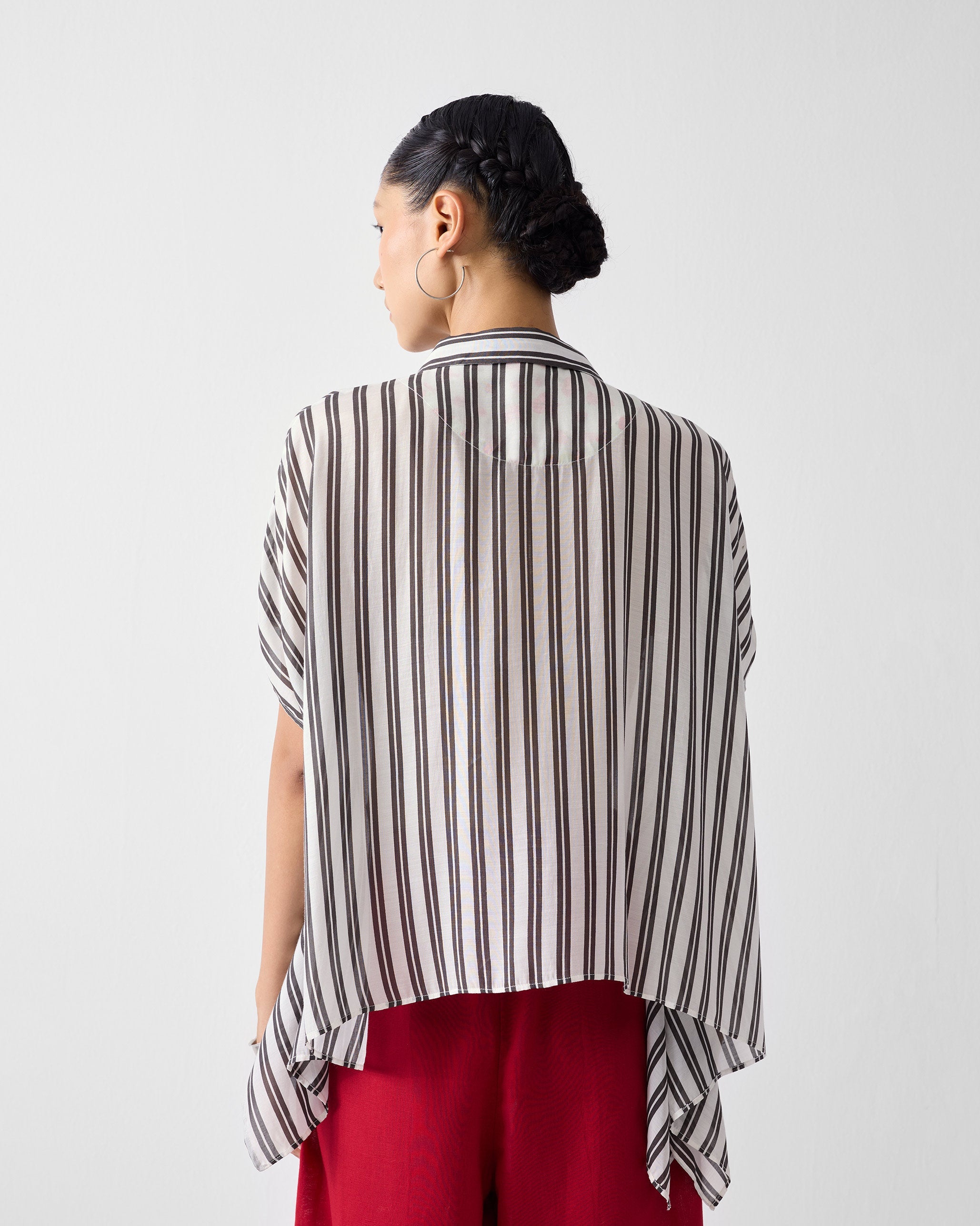 Asymmetrical Hem Top - Ivory & Charcoal Print