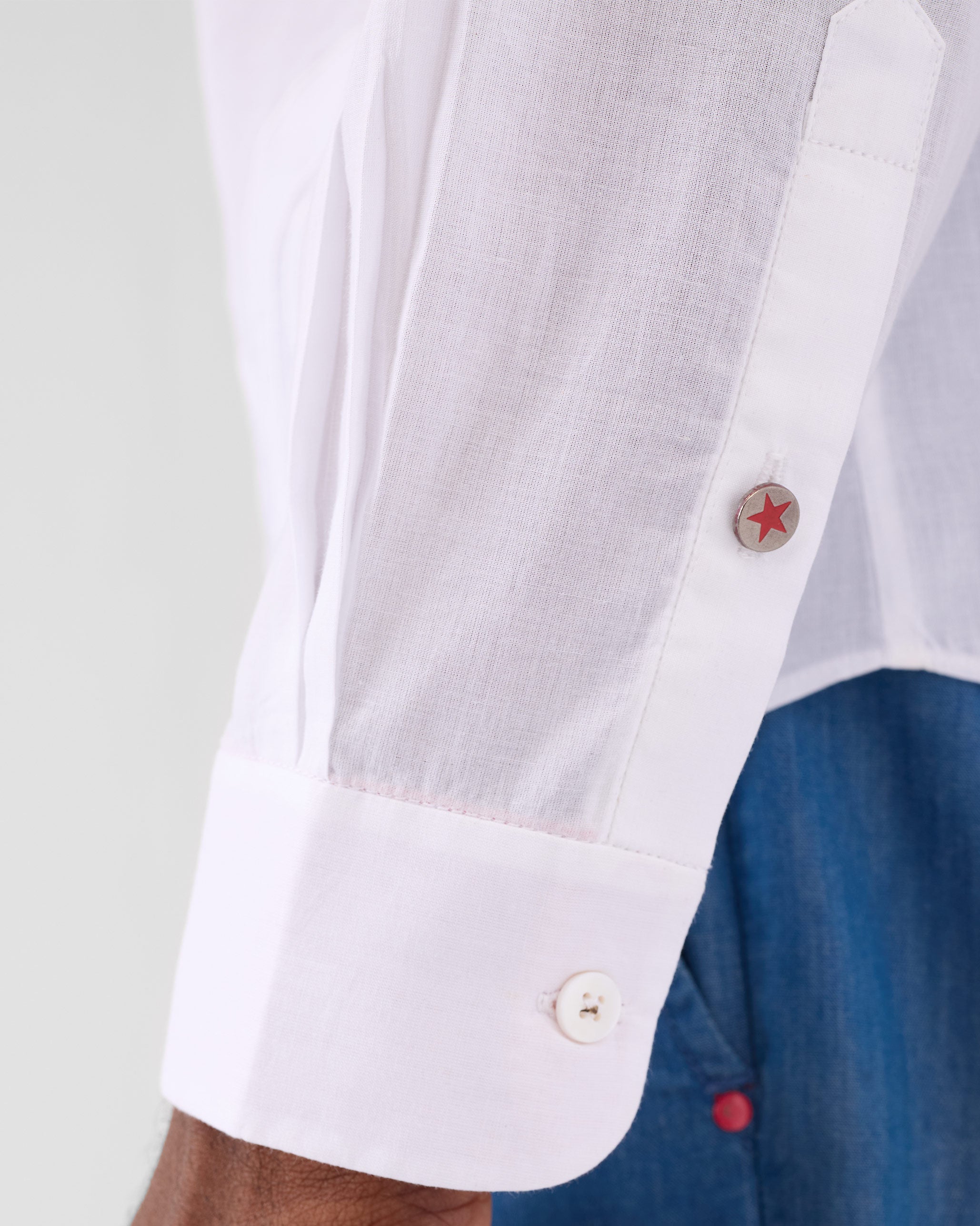 Hakuna Shirt - White