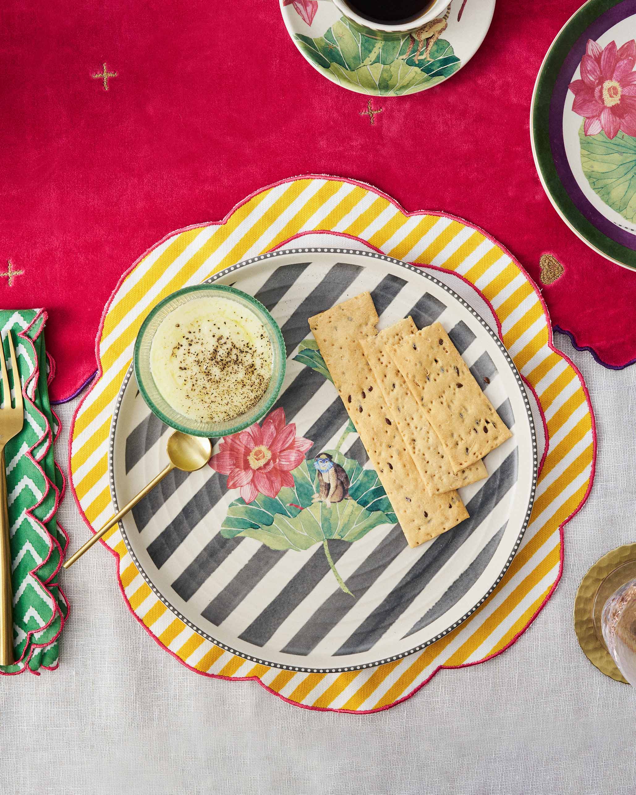 Lily Pond Chip & Dip Platter