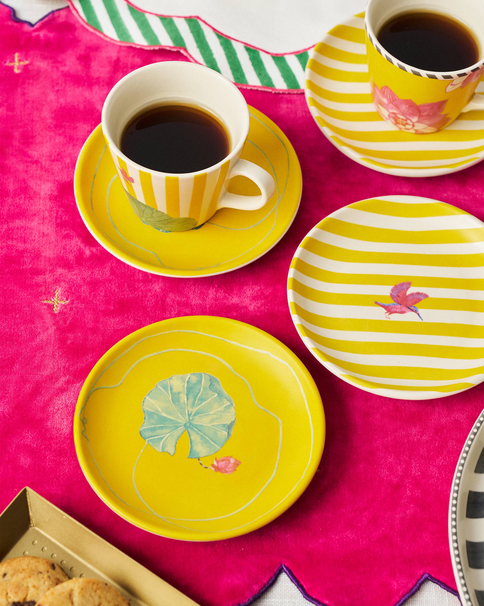 Lotus Garden Tea Plate - Set of 4