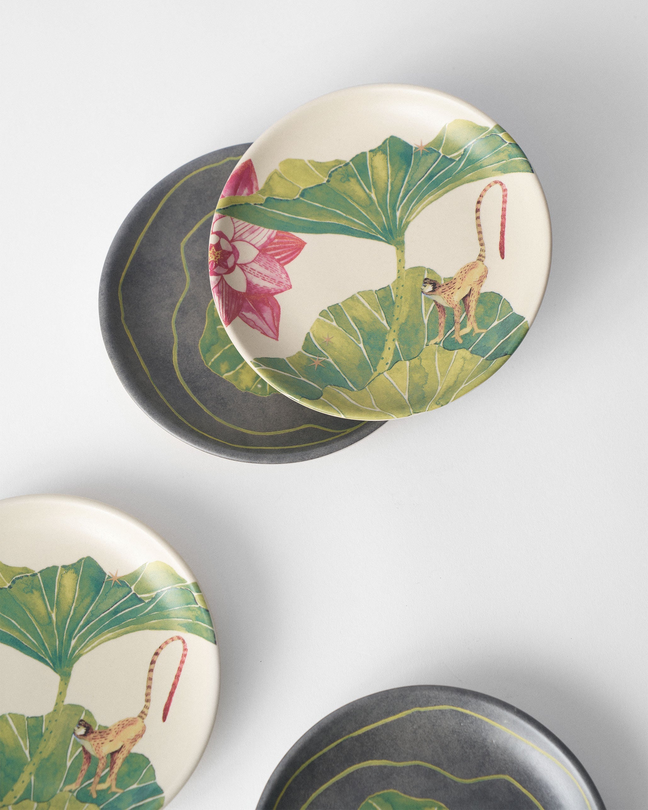 Float Tea Plate - Set of 4