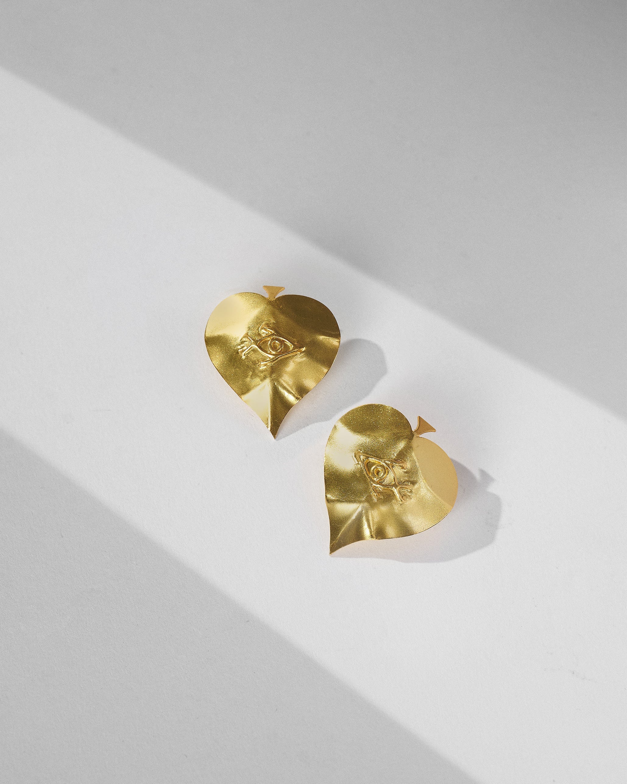 Paan Patta Studs - Gold