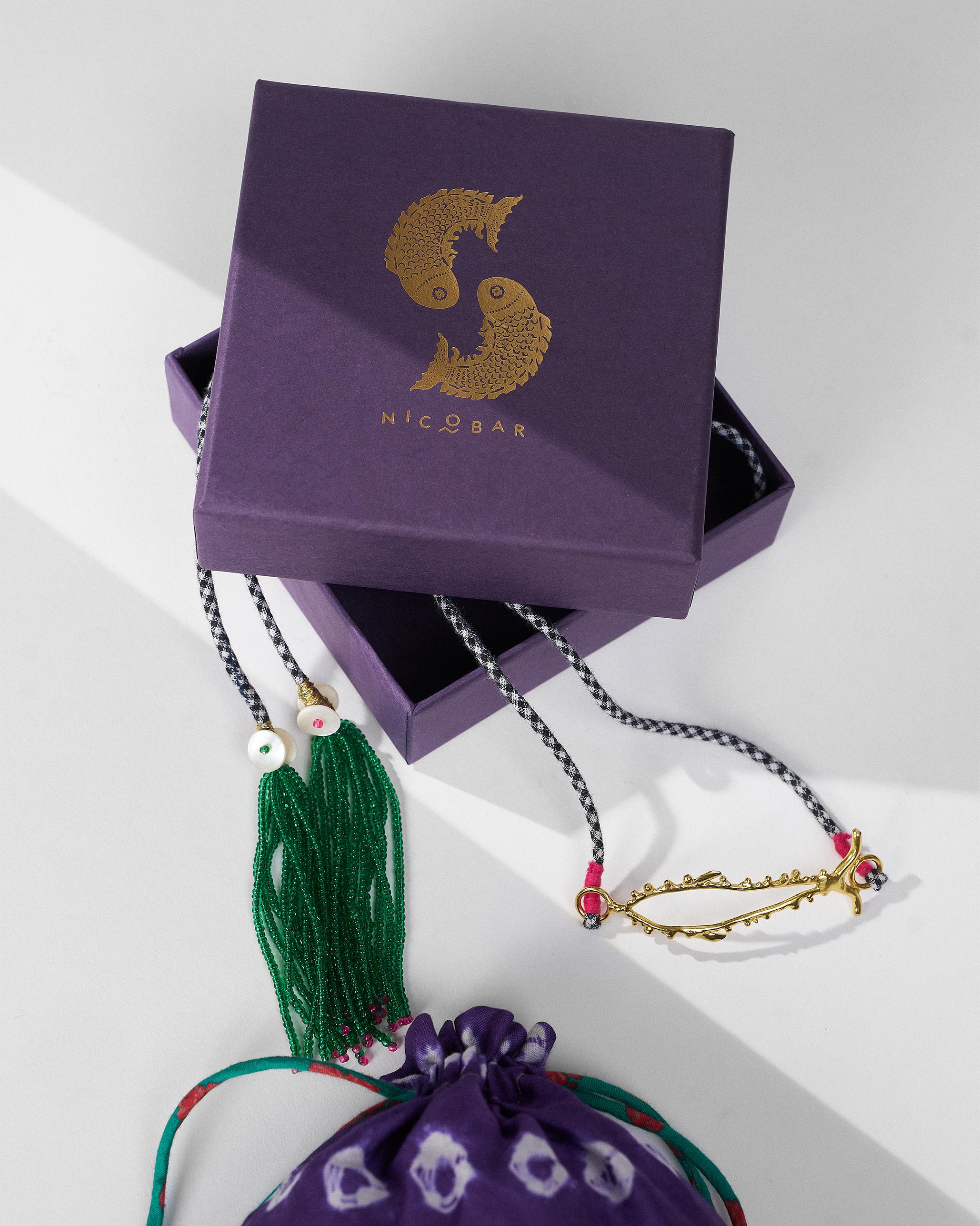 Machli Choker - Gold